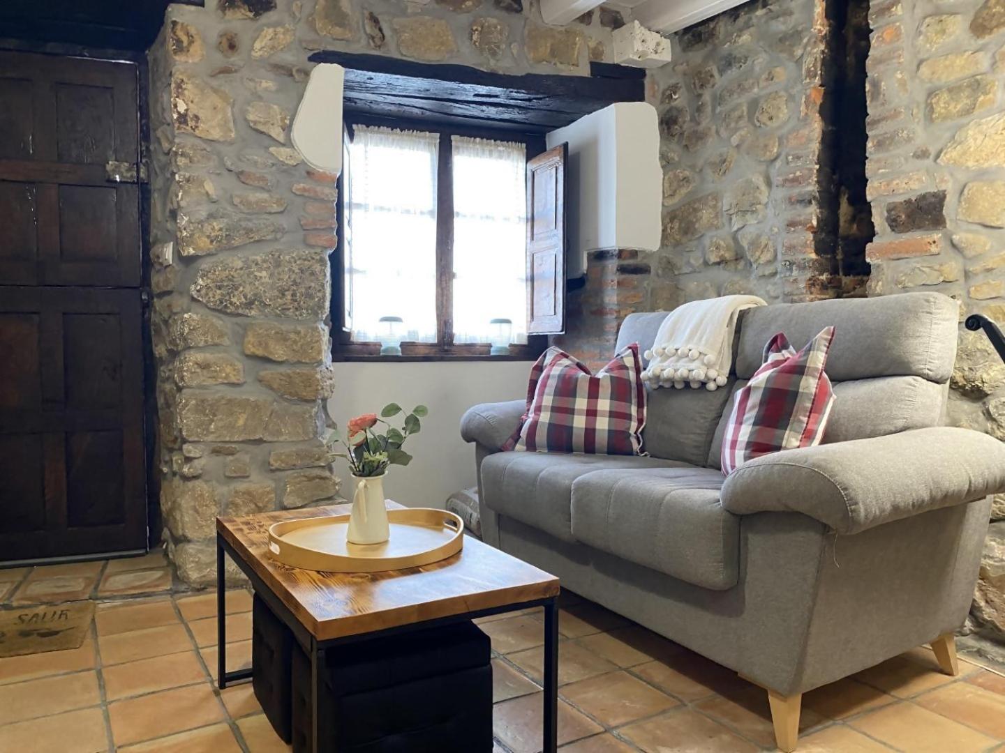 Vivienda Vacacional La Macona VV-2127-AS