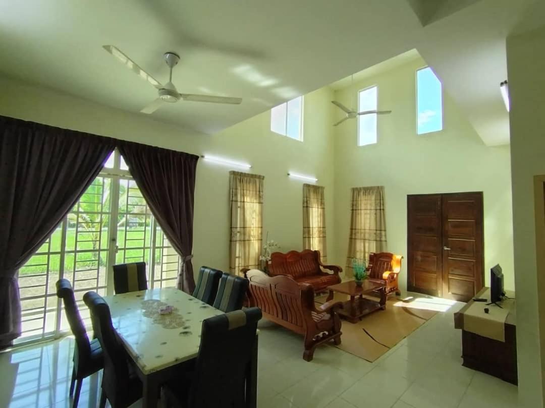Homestay banglo setingkat HSB 3 bilik aircond photo 4