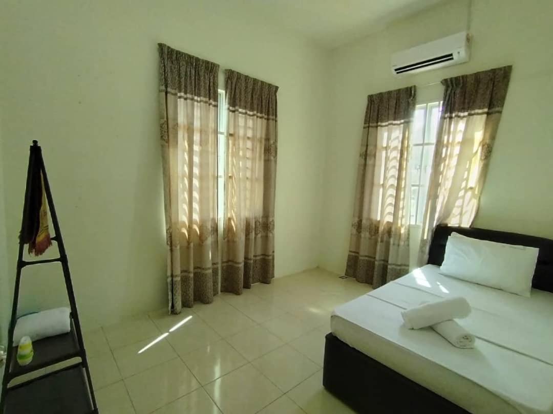 Homestay banglo setingkat HSB 3 bilik aircond