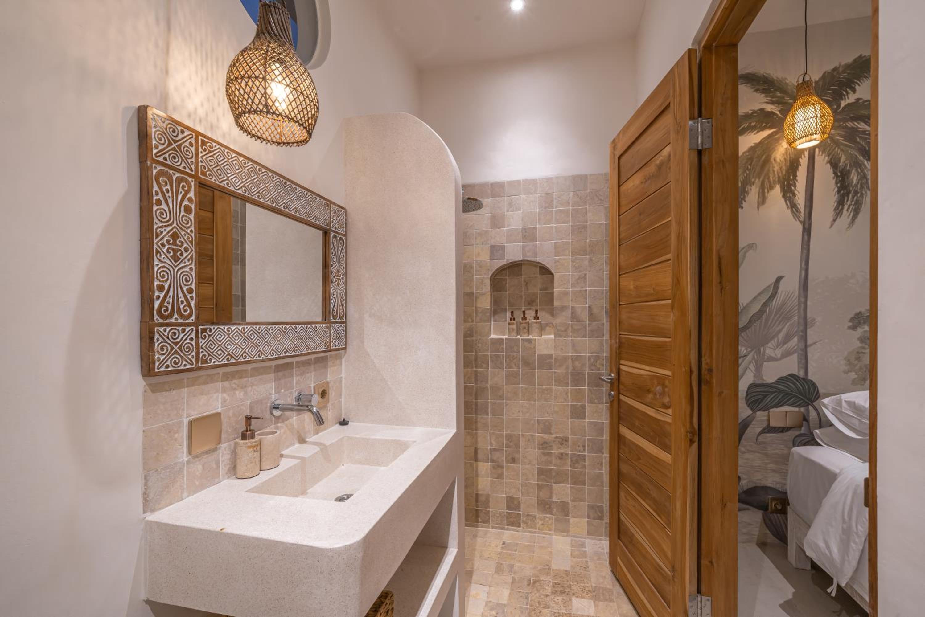 Photo 167