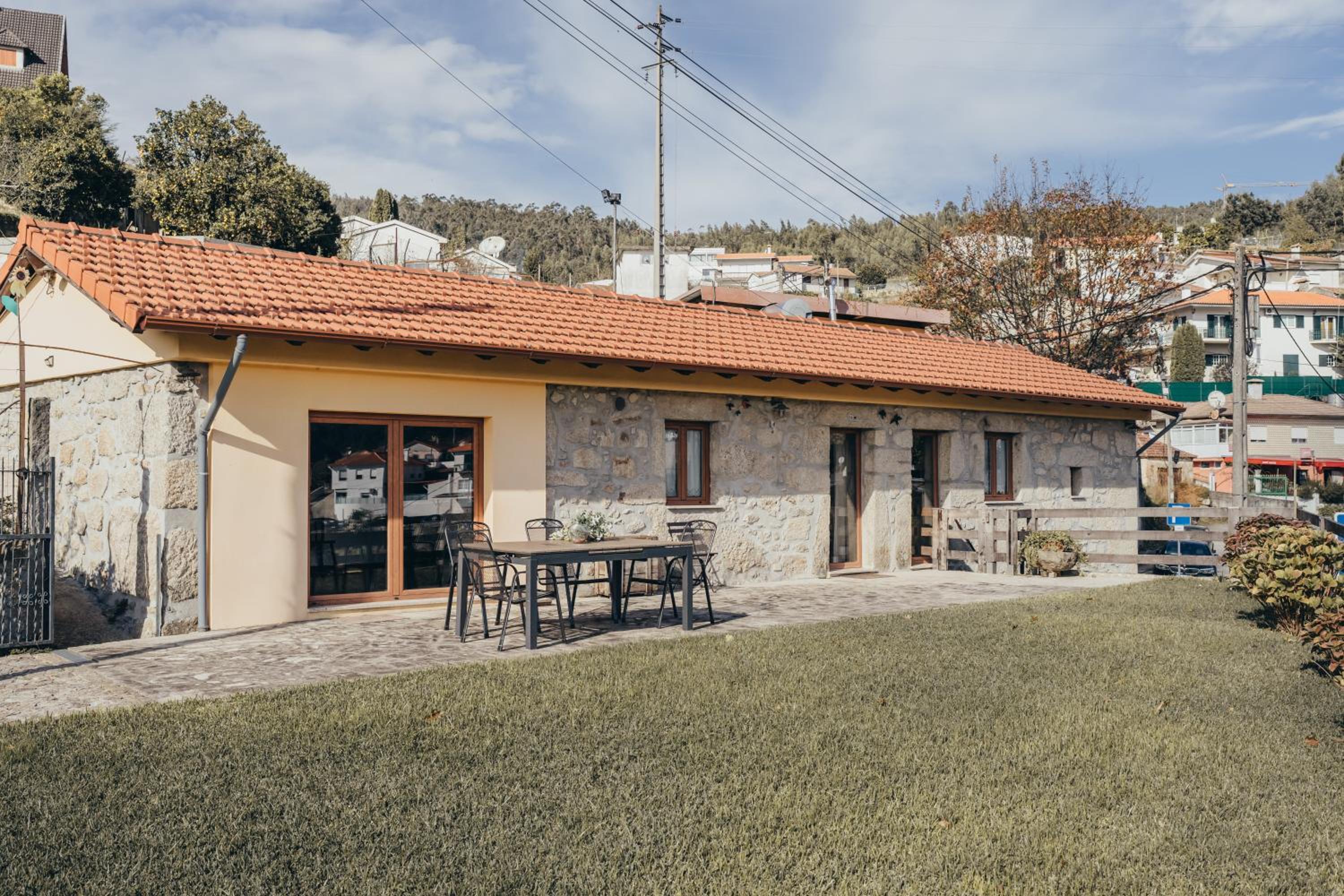 Casa da Carvalha view 2