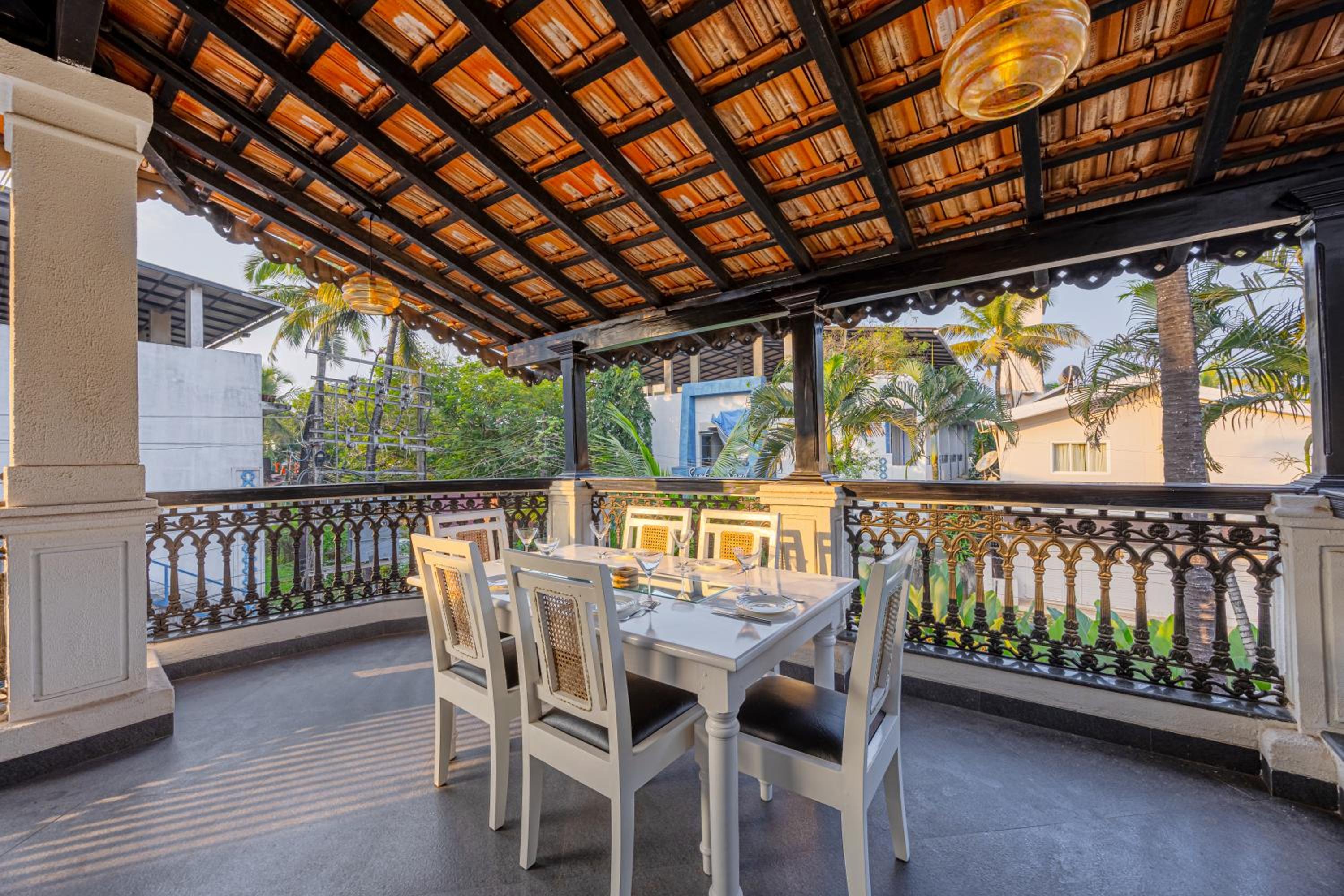 ELIVAAS 4 BHK Villa near Beach with Private Pool & Bar - Casa Boa Vida view 5