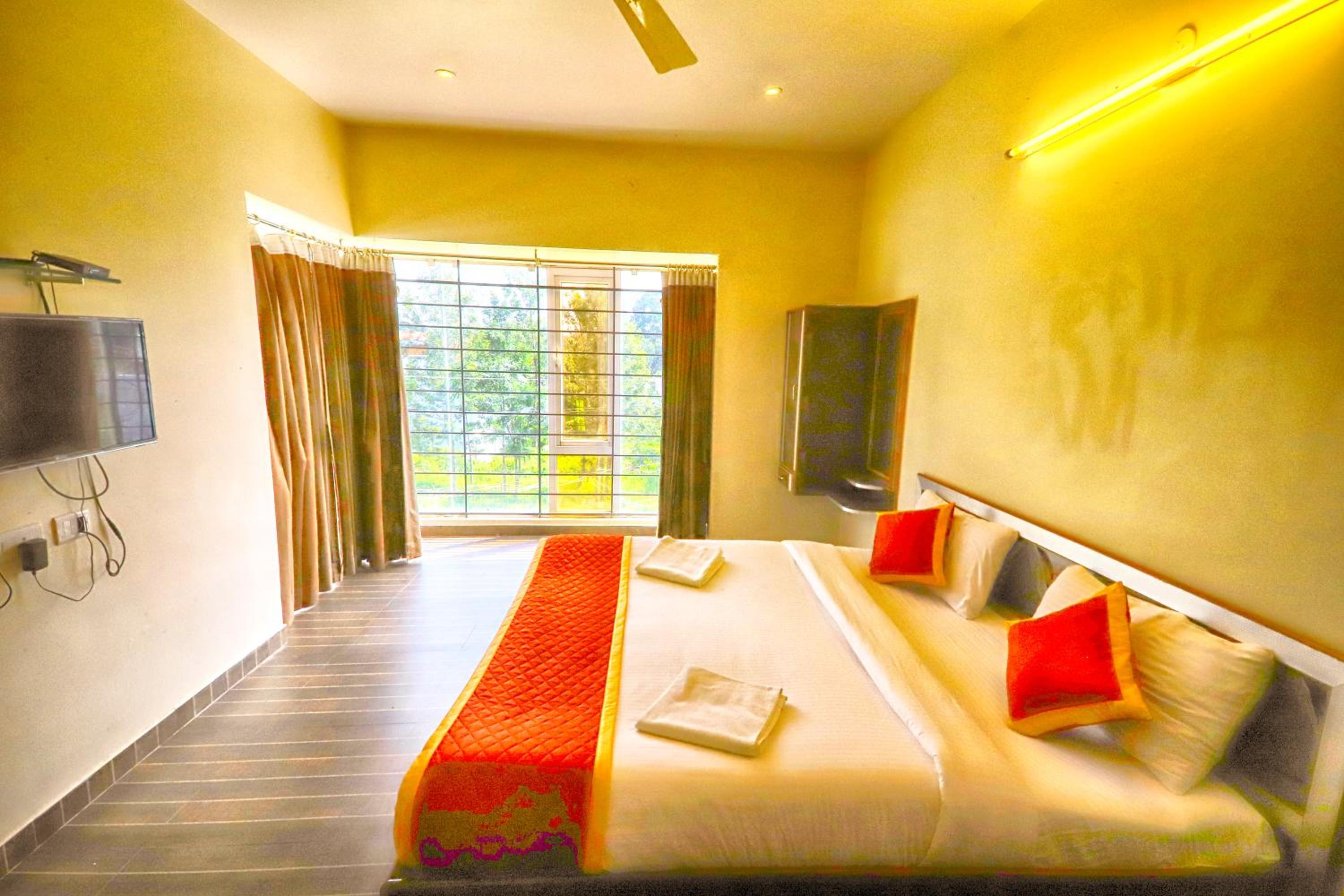 Cozy Cottage - The Private Villa view 2