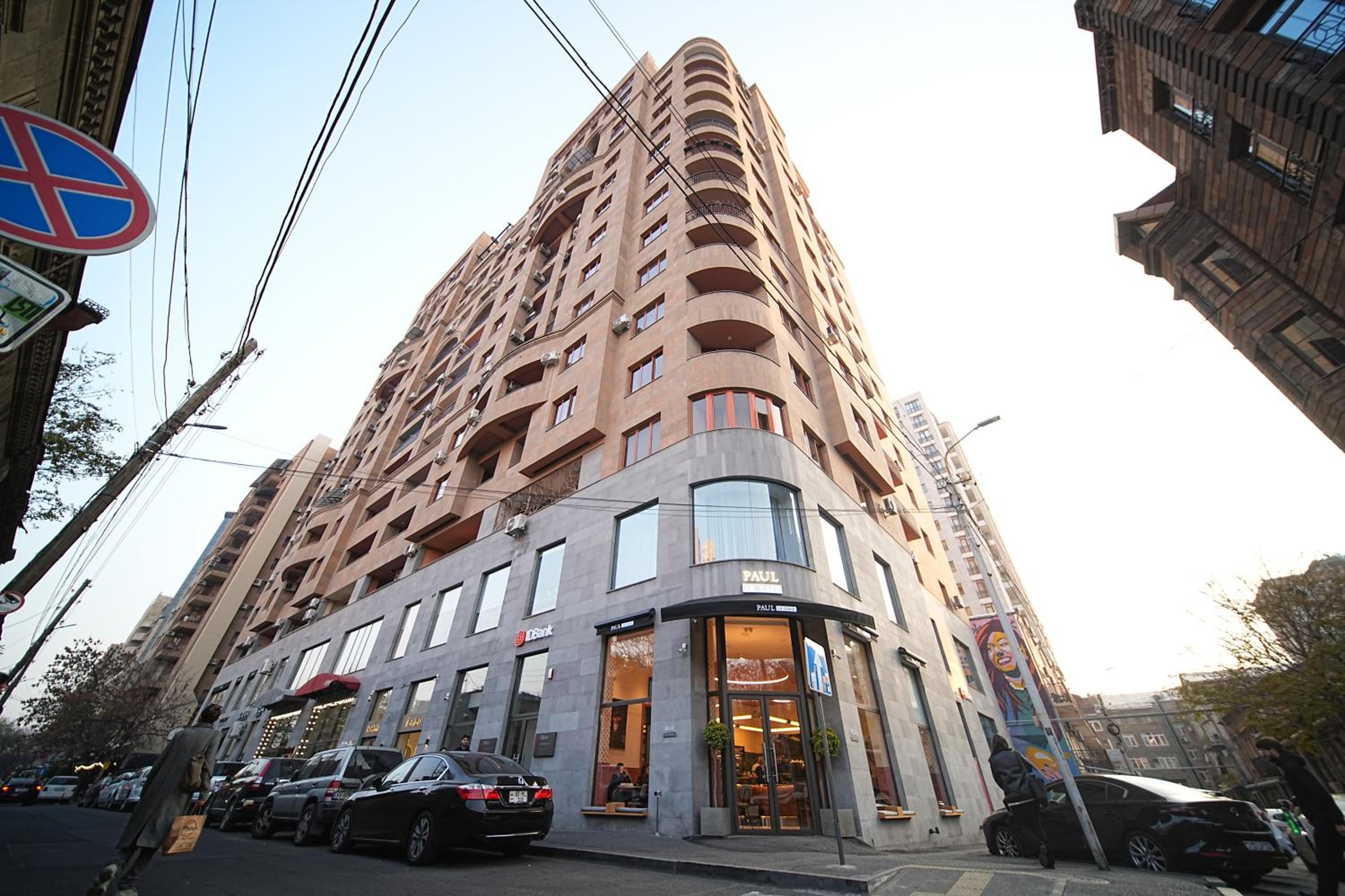 Luxury Apartments on 13 Buzand street by Sweet Home