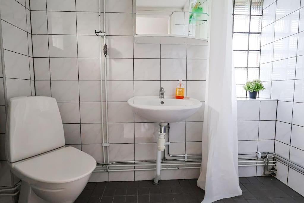 Apartment for workers & Family with free parking view 2