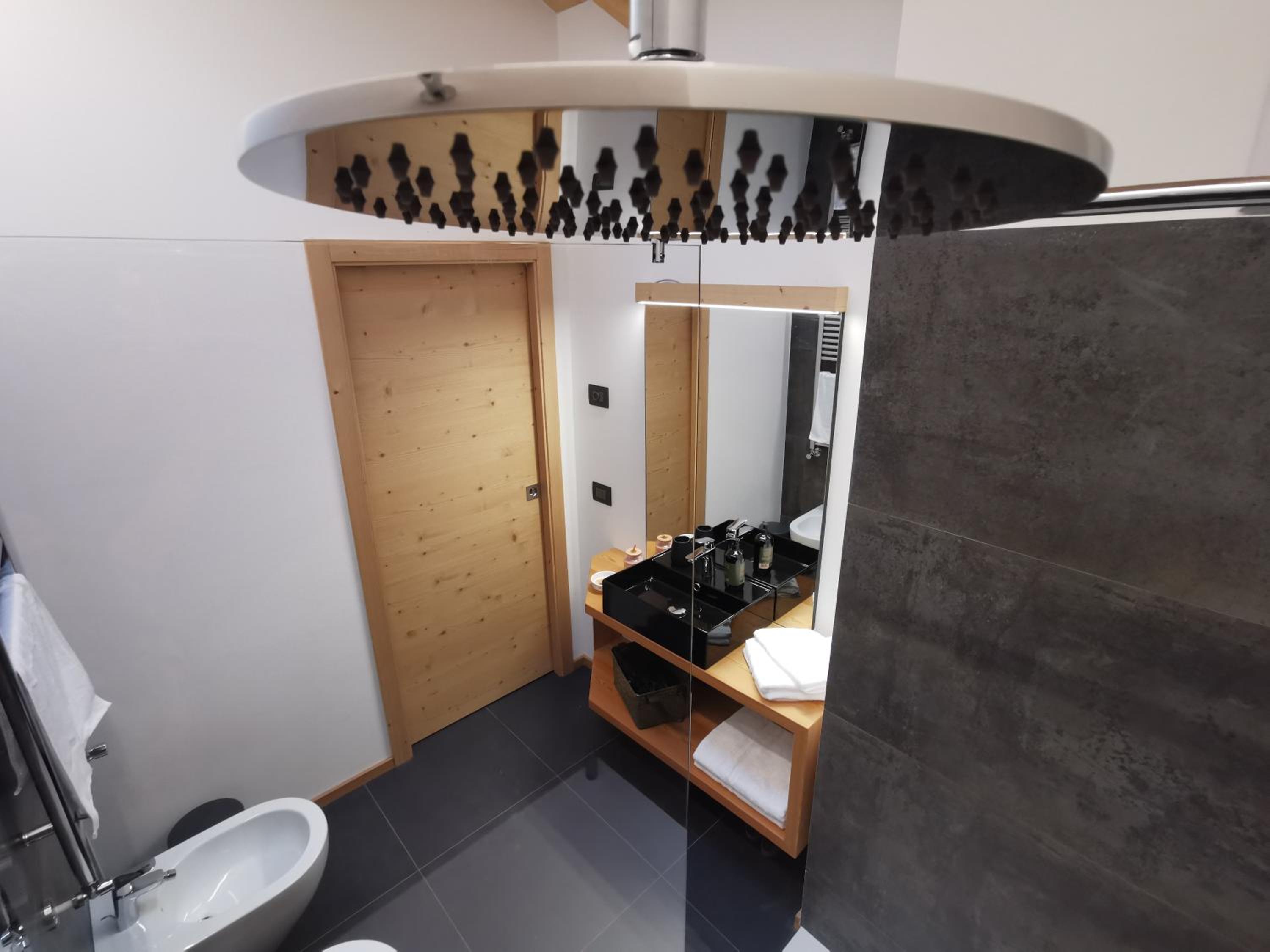LARIS mountain house