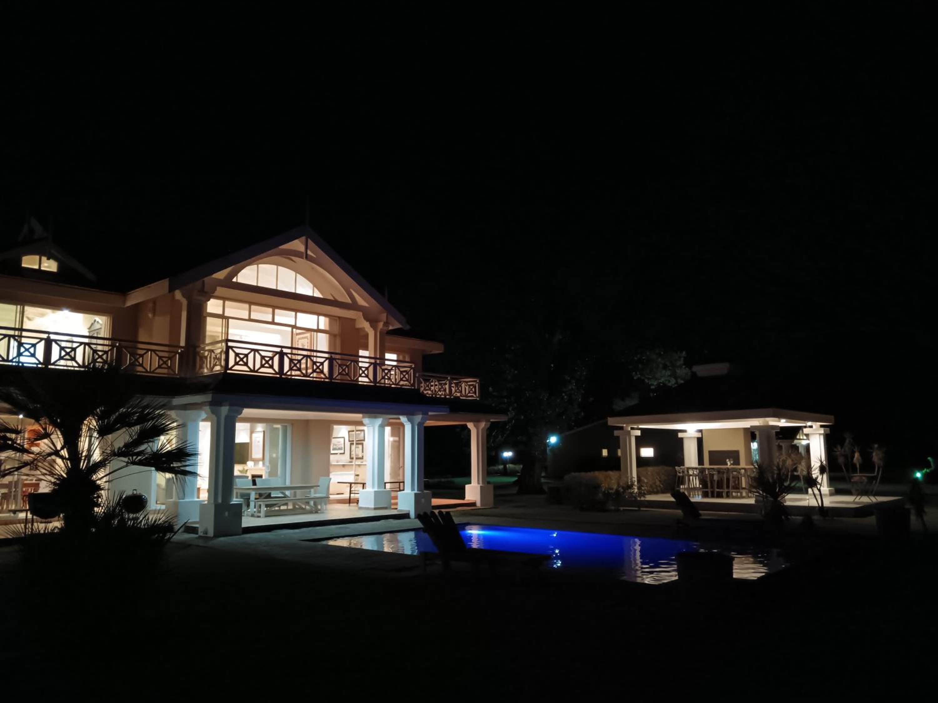 Mauritian Villa on the Vaal River Willows Way