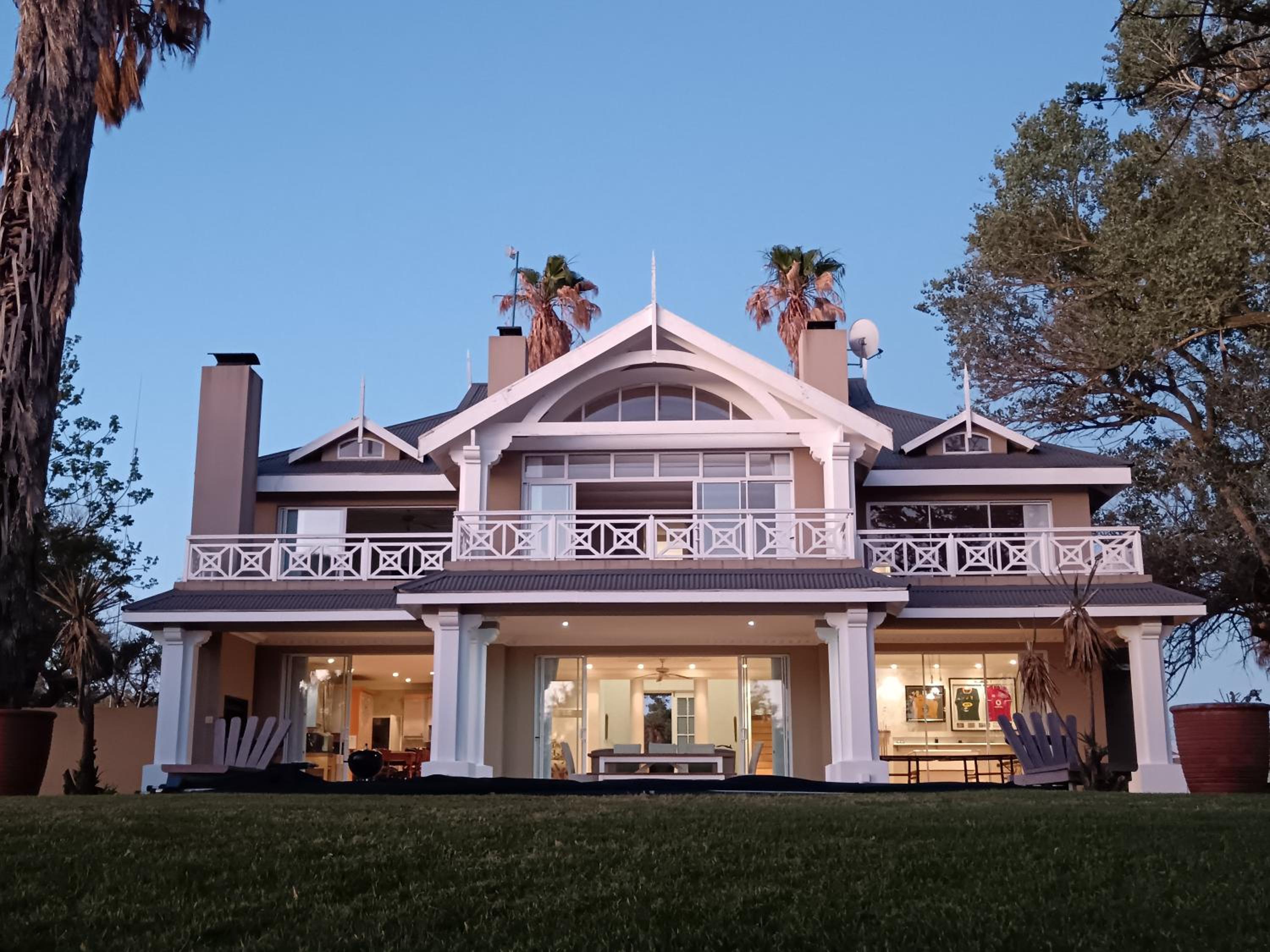 Mauritian Villa on the Vaal River Willows Way