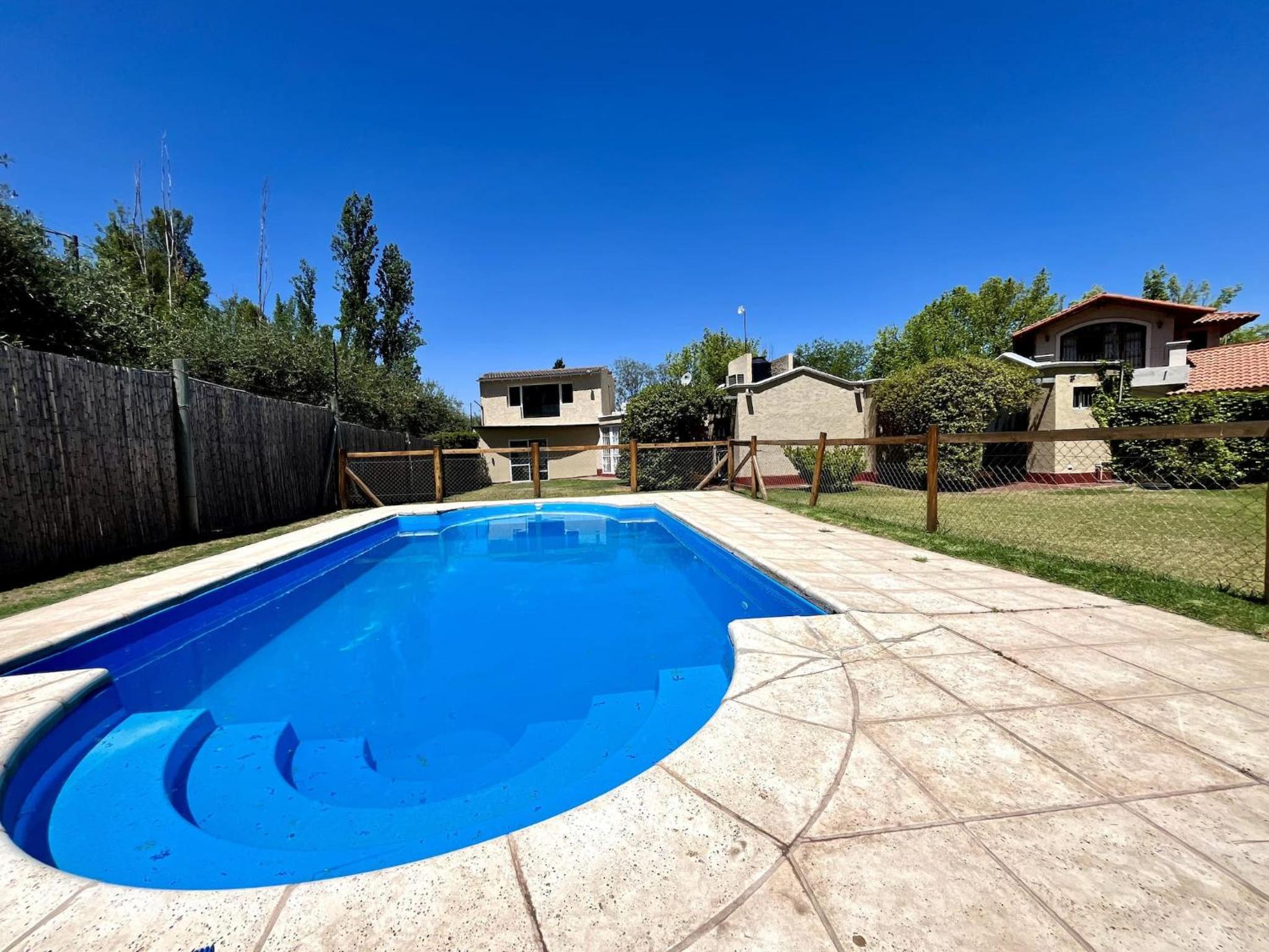 Casa Positana, con piscina en Lujan de cuyo.