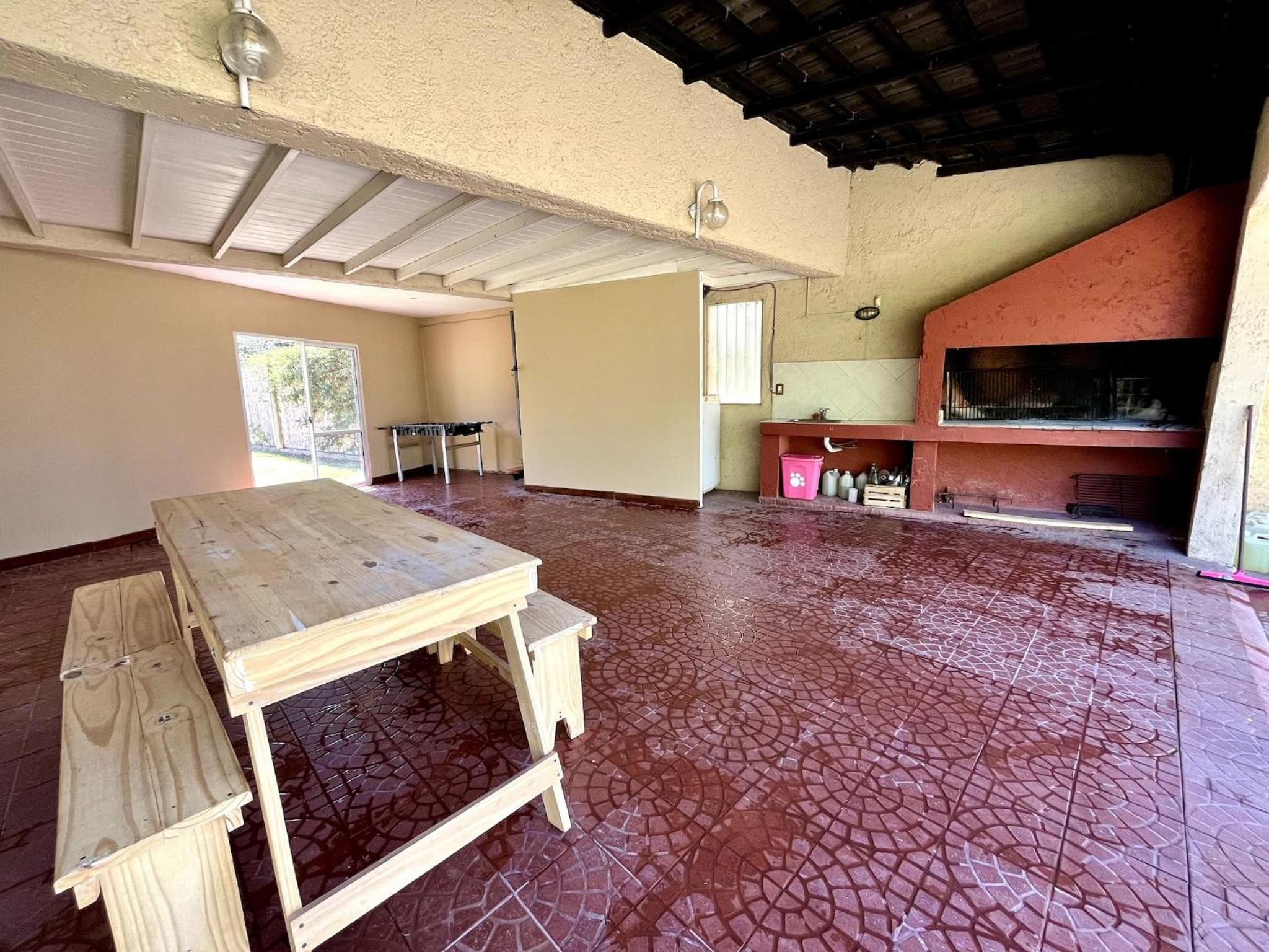 Casa Positana, con piscina en Lujan de cuyo.