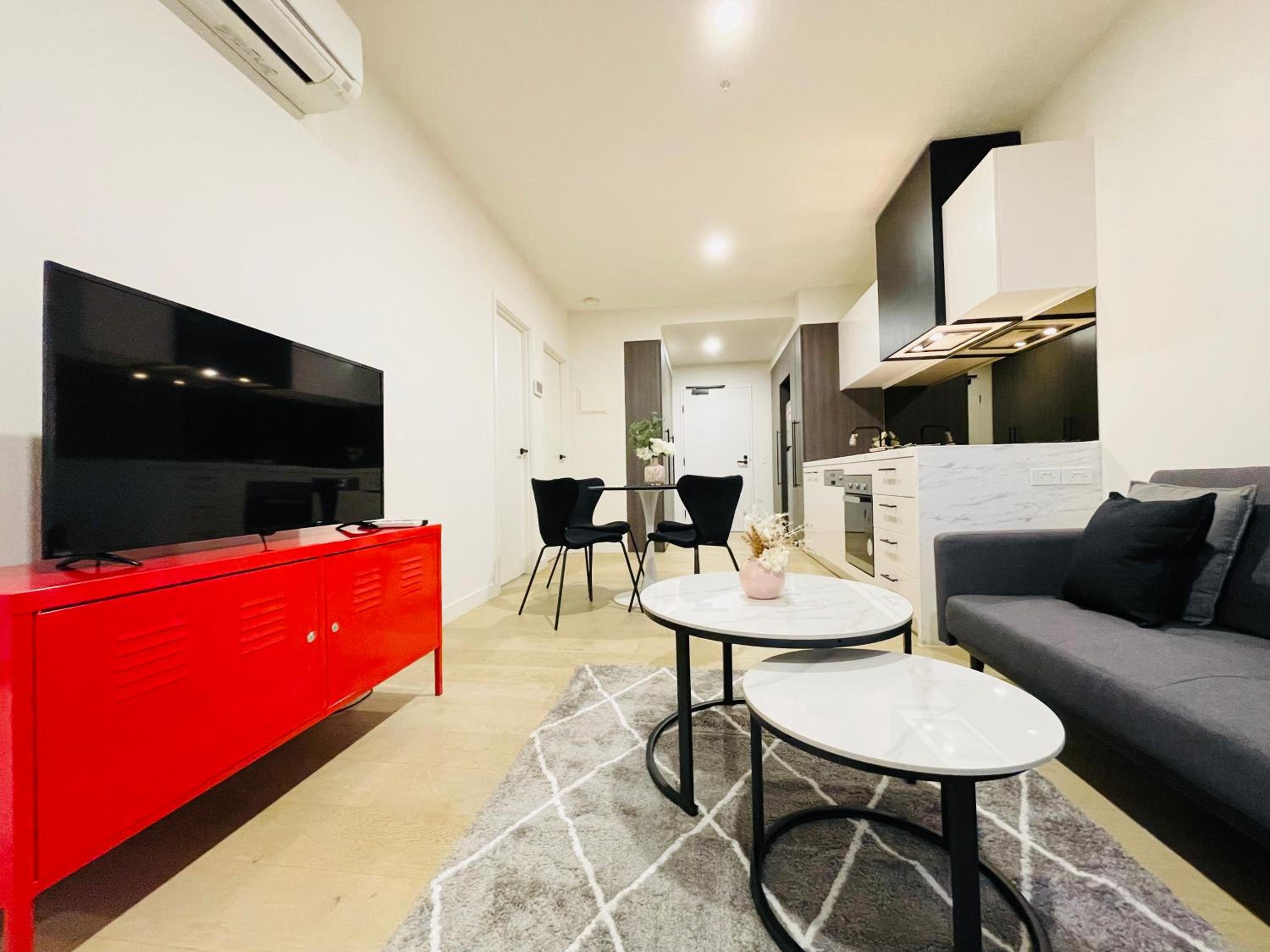 Mega Style Apartments M-City