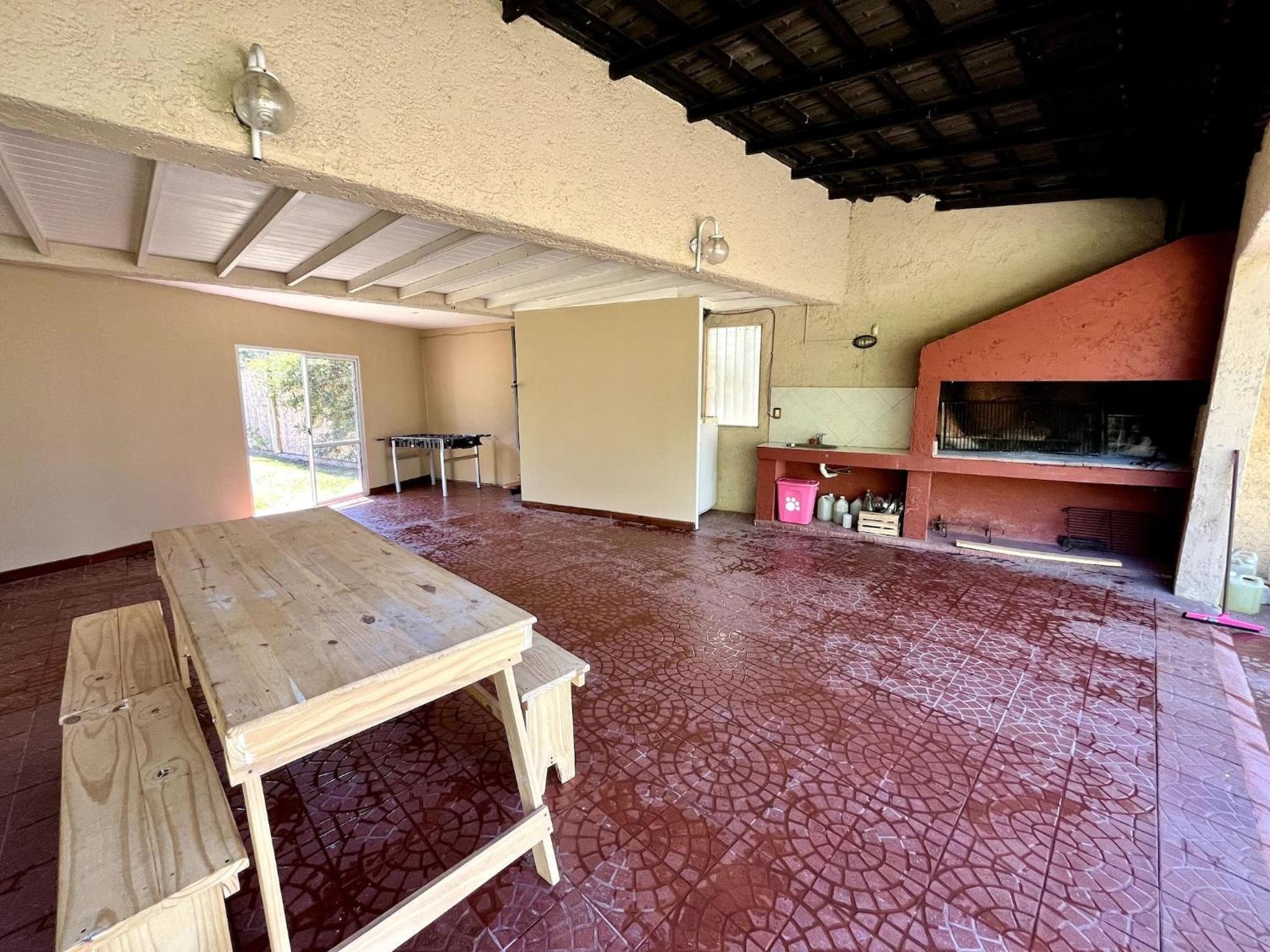 Casa Positana, con piscina en Lujan de cuyo.