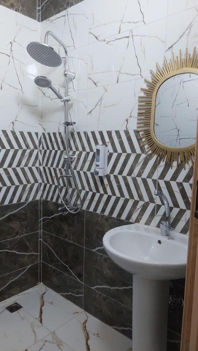 Chez l'ami hotel