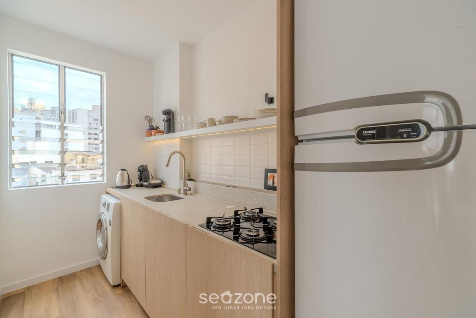 EVAs - Charming Apartments with Sea View in Floripa