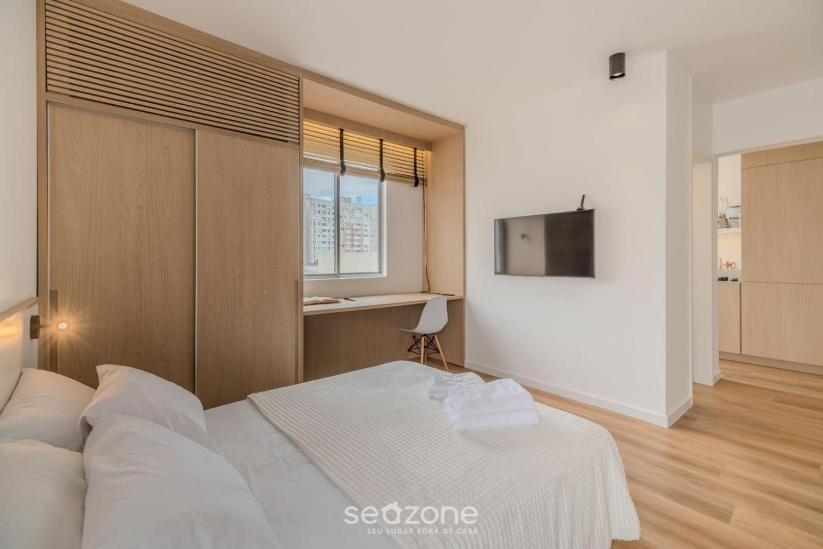 EVAs - Charming Apartments with Sea View in Floripa