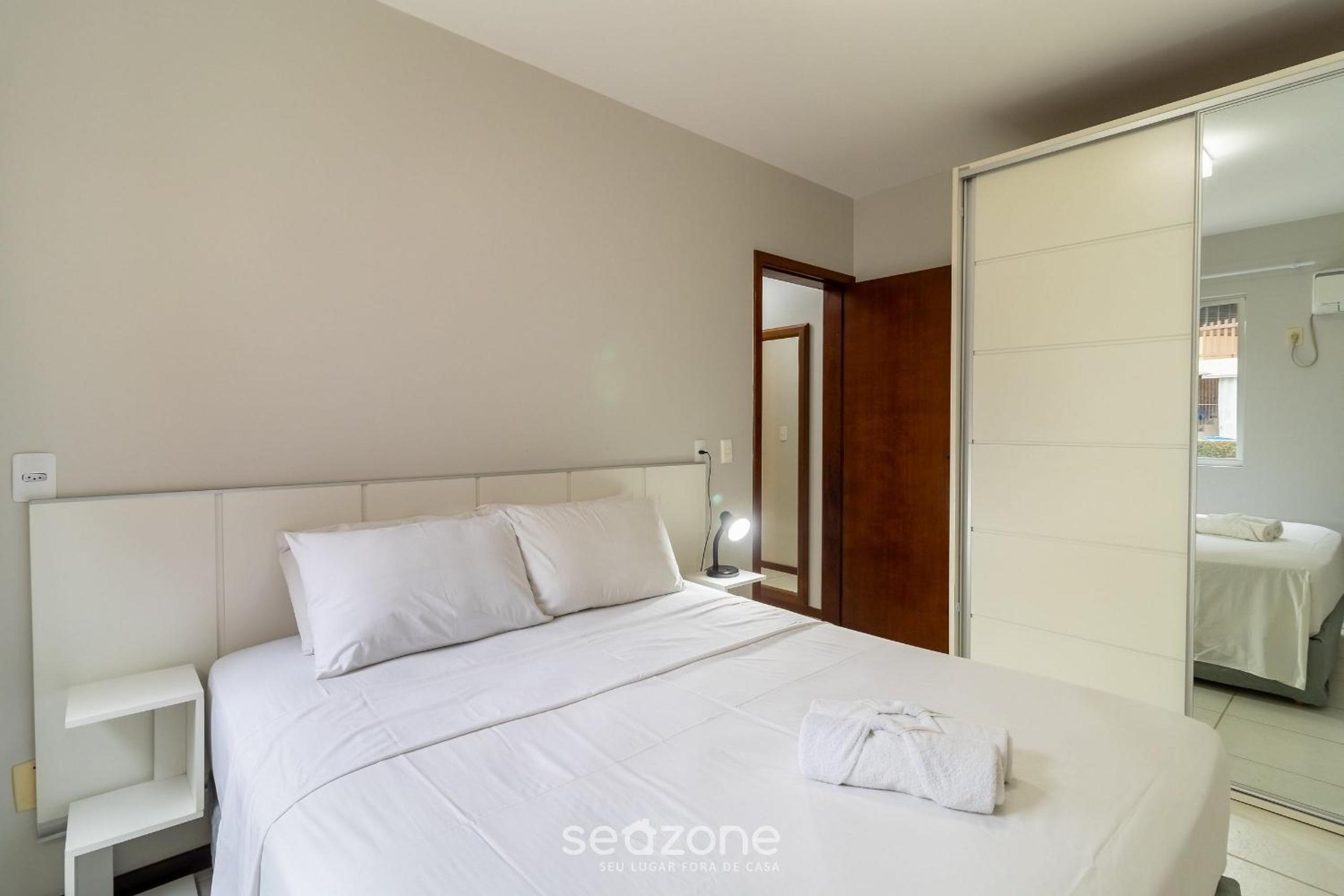 Apartamento Confortável c/ Churrasqueira SJE0103
