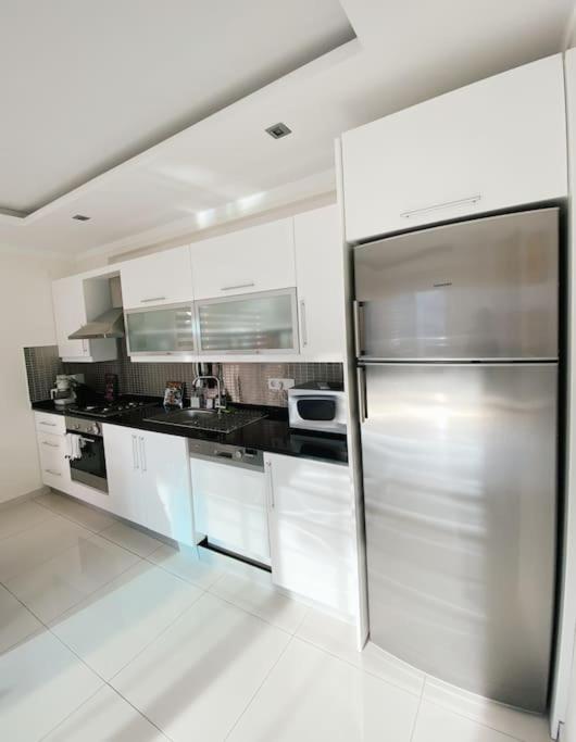 Hygge flat with heated floors & sunny balcony! view 4