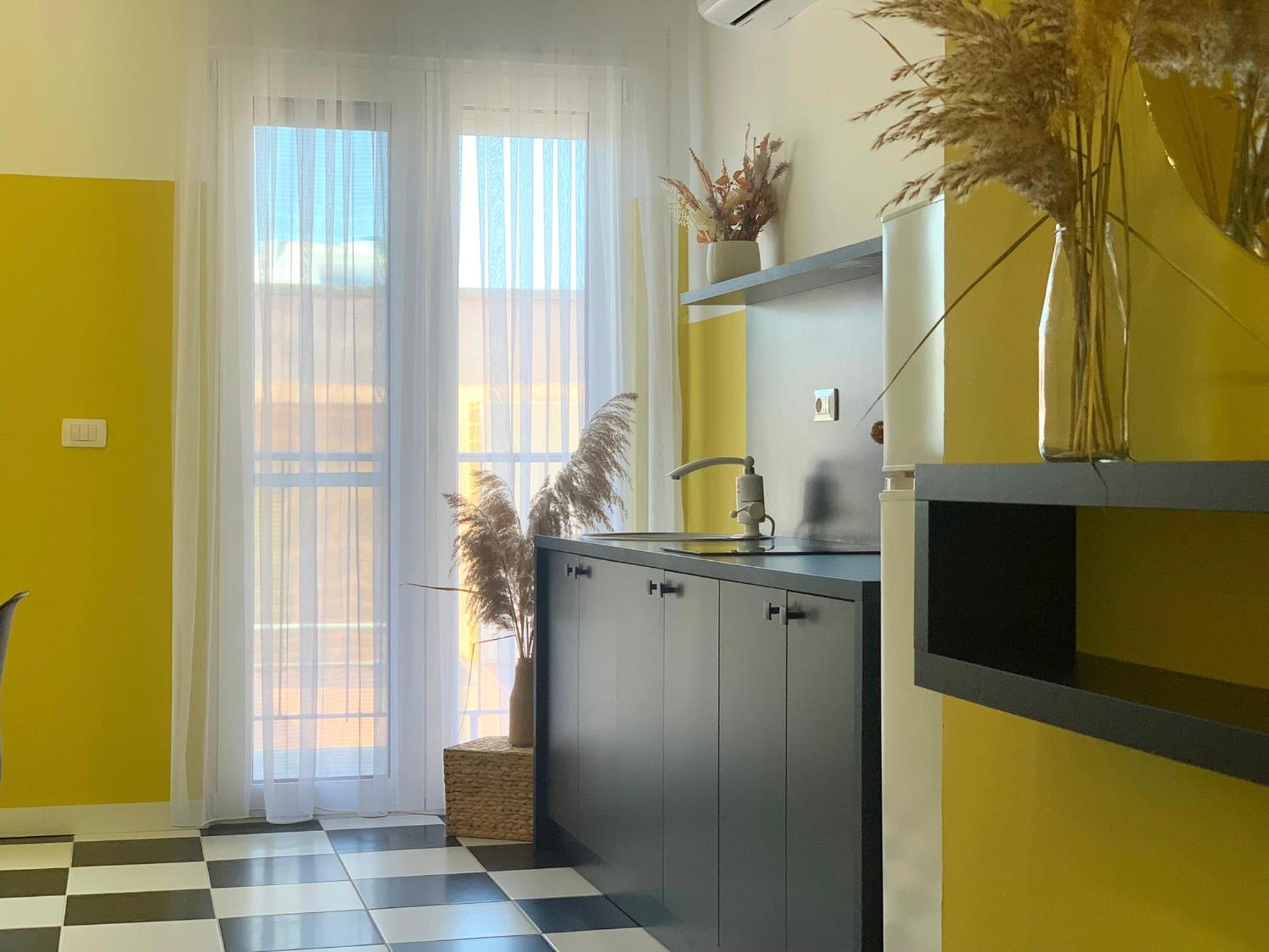 ApartHotel - Colorful by the Sea
