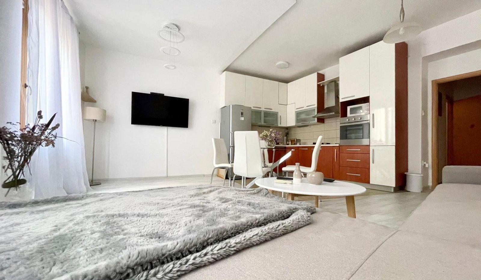 MCM apartment