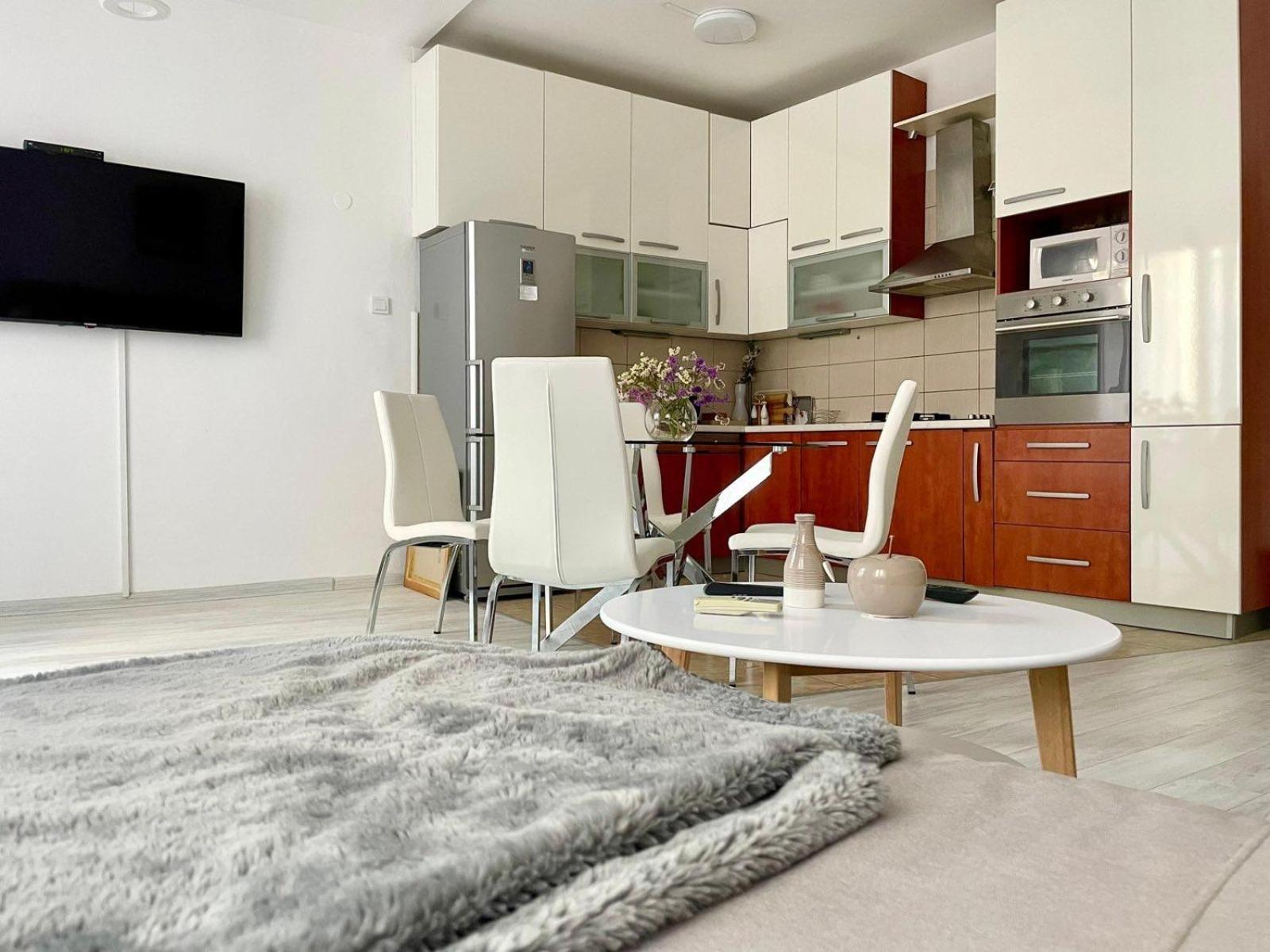 MCM apartment