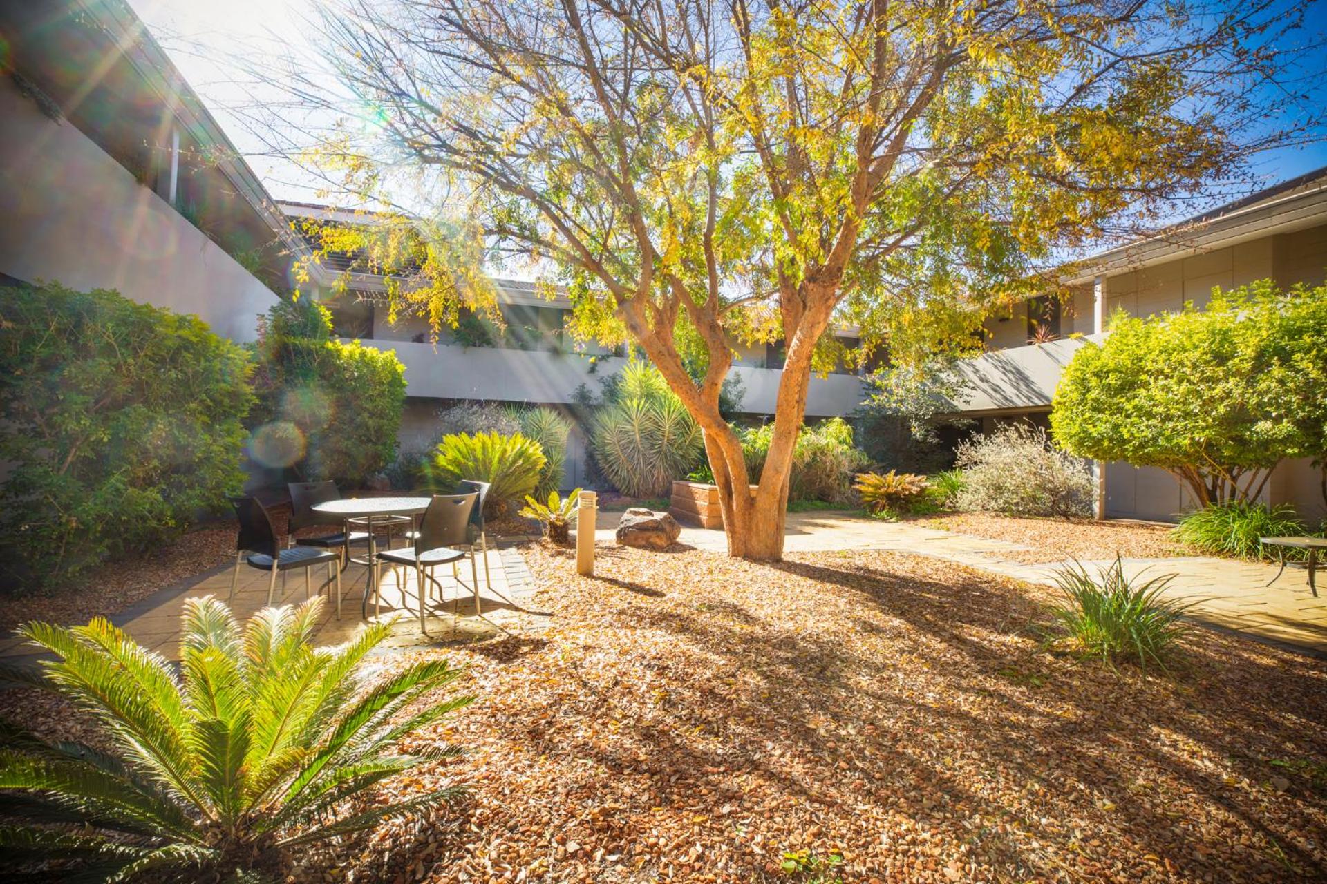 Alice Springs Vacations - Crowne Plaza Alice Springs Lasseters, an IHG Hotel - Property Image 6