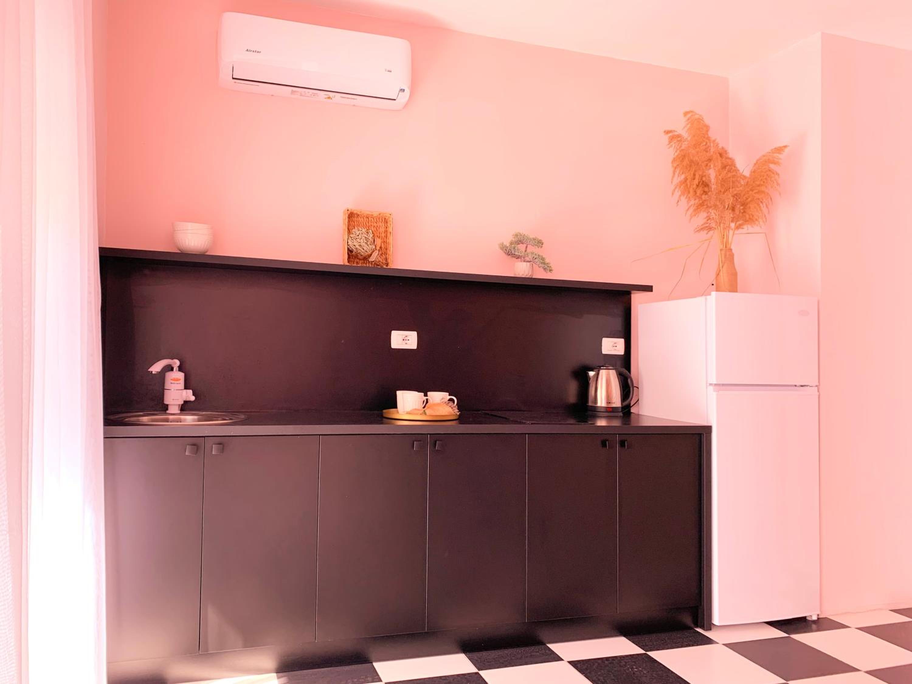 ApartHotel - Colorful by the Sea