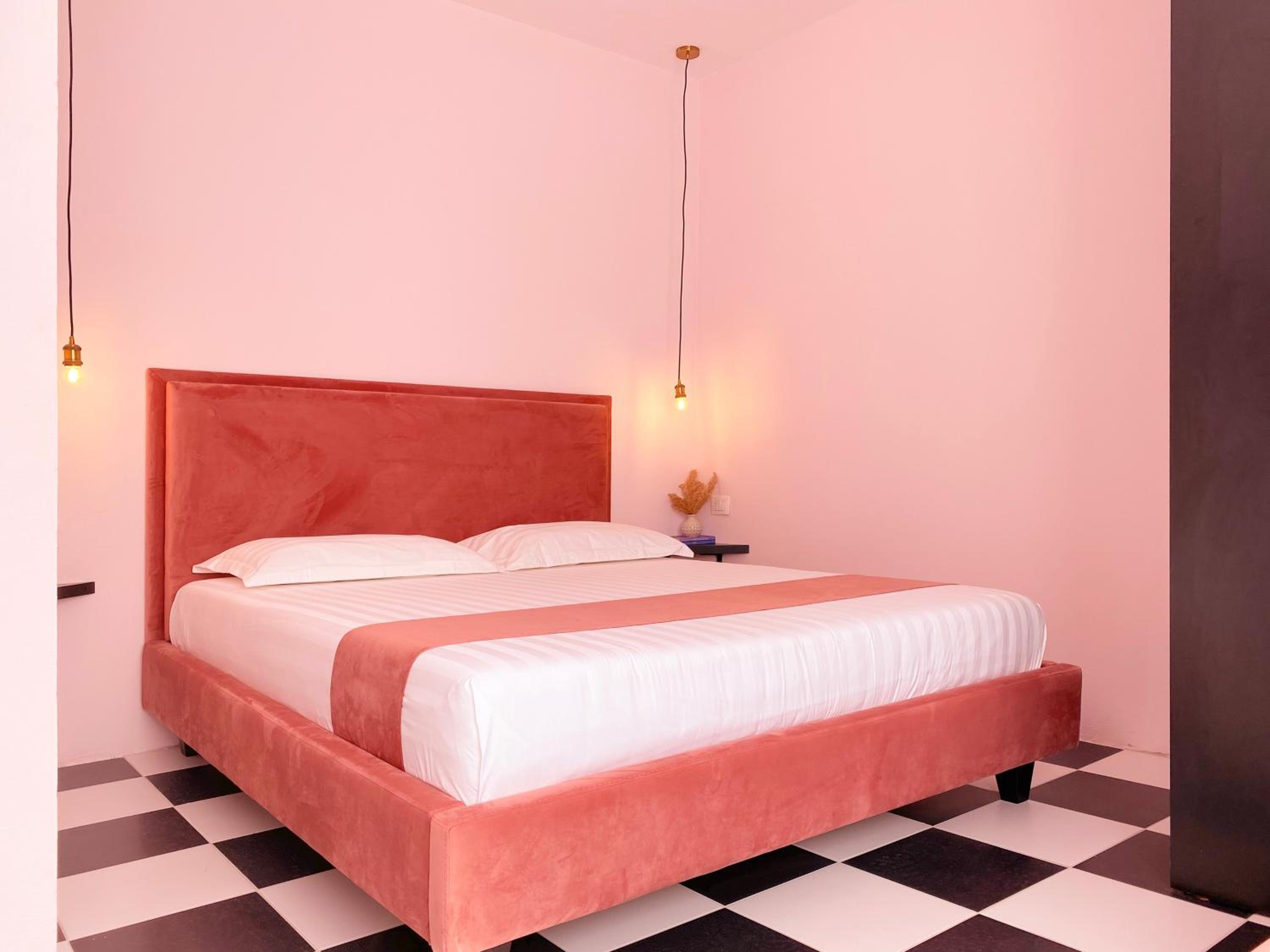 ApartHotel - Colorful by the Sea