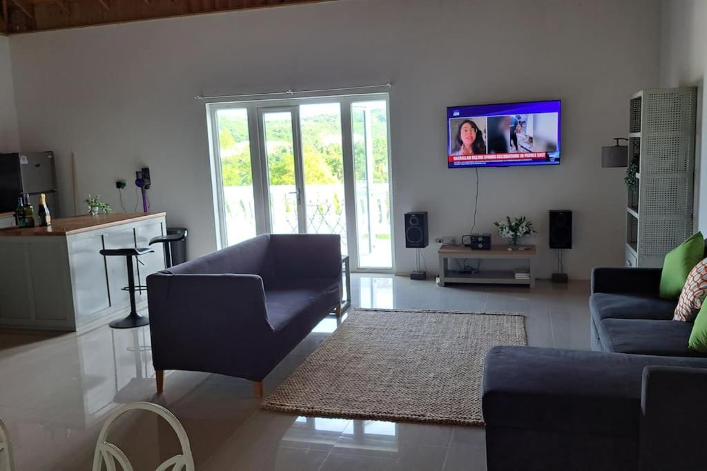 Montego Bay Hillside Retreat view 3