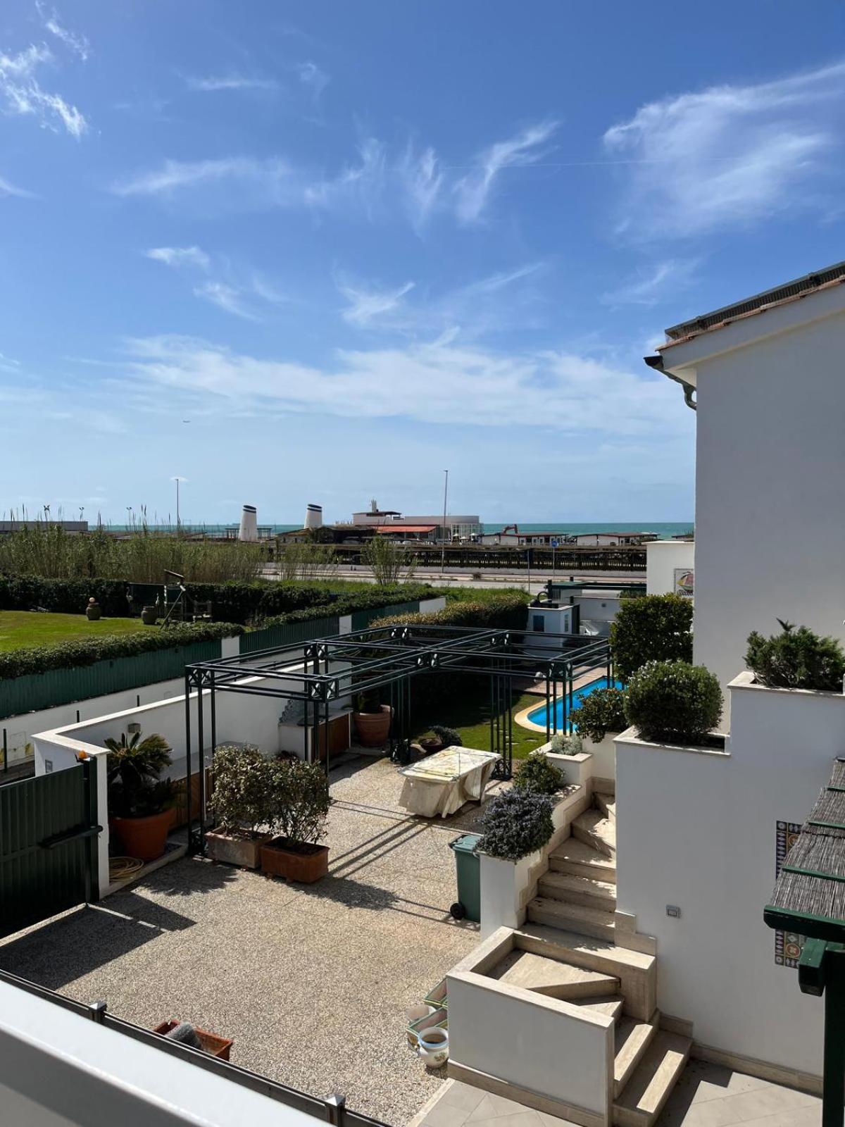 La Casa Vista Mare view 4