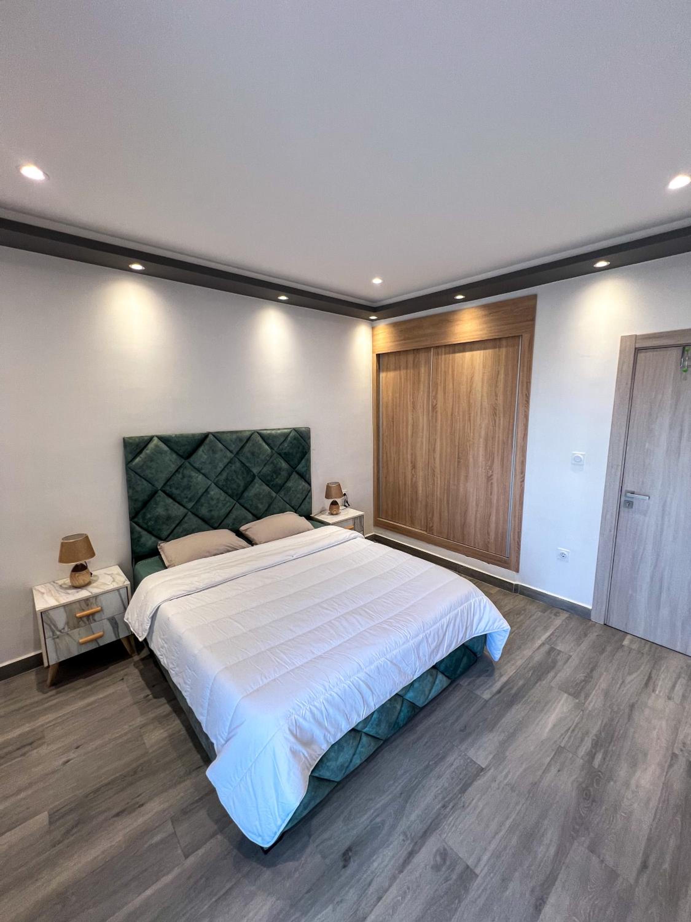 Appartement F3 Moderne au boulevard des lions pour les familles et les nouveaux mariés view 3
