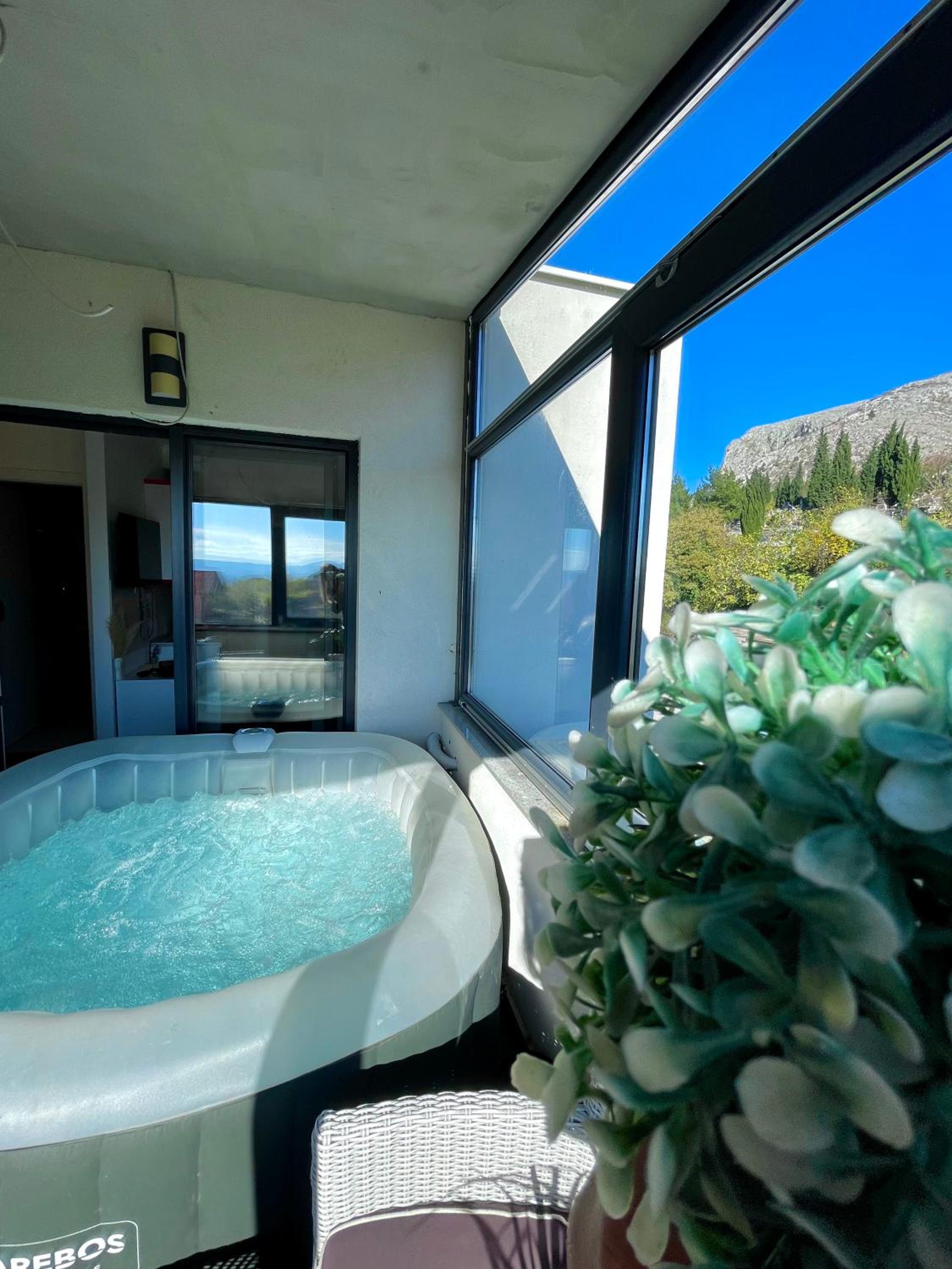 Jacuzzi Apartman Mostar