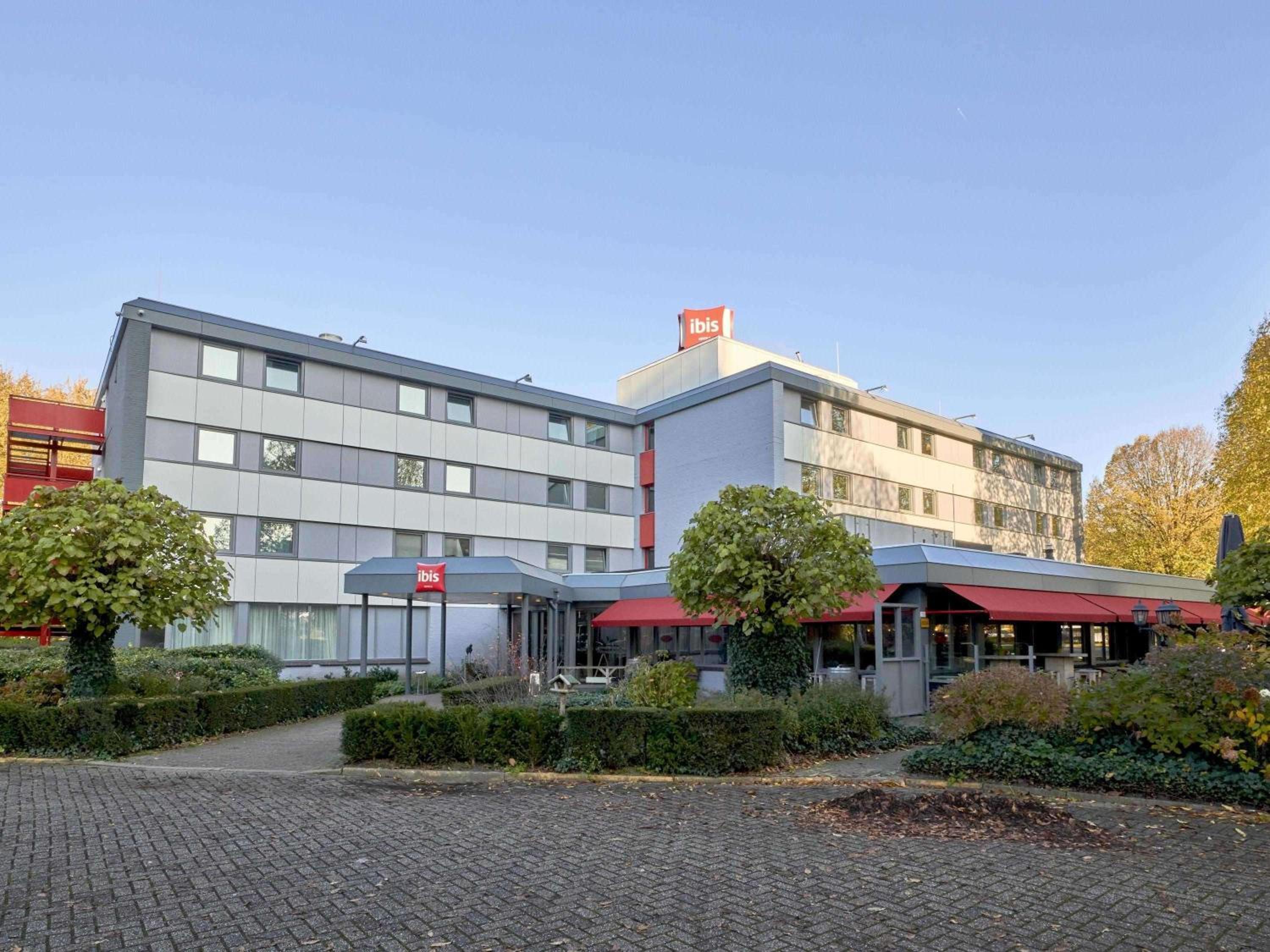 Hotel ibis Tilburg - Image 1