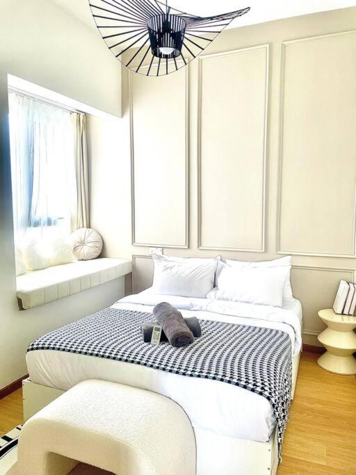 Country Garden Danga Bay Suite by Nest Home