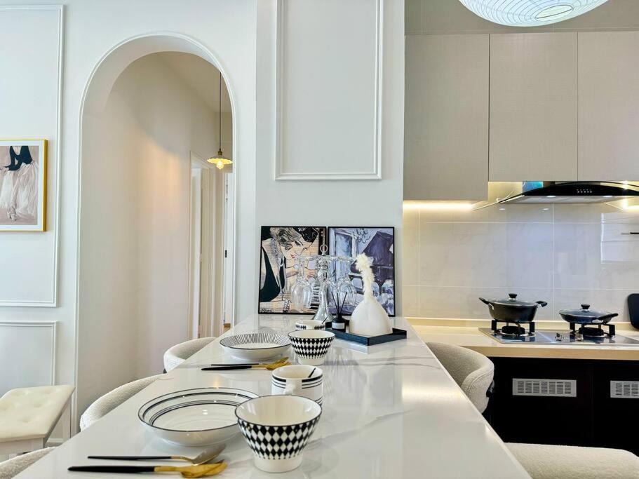 Country Garden Danga Bay Suite by Nest Home