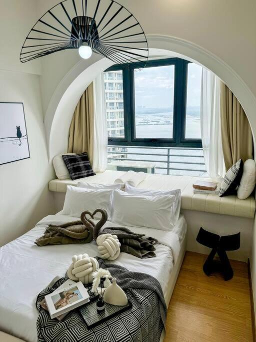 Country Garden Danga Bay Suite by Nest Home