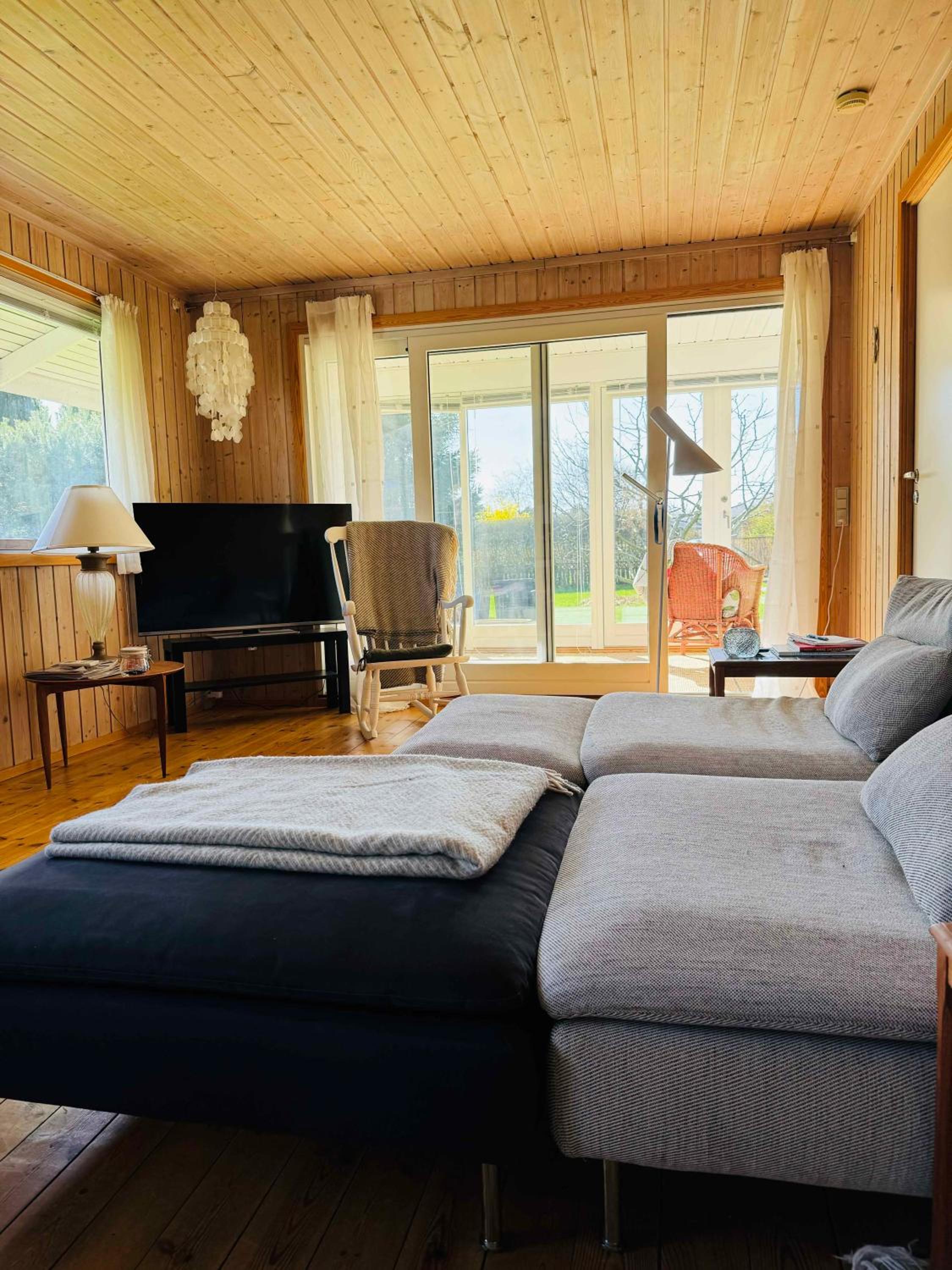 Experience Real Summer Idyll At Drageholmen 3
