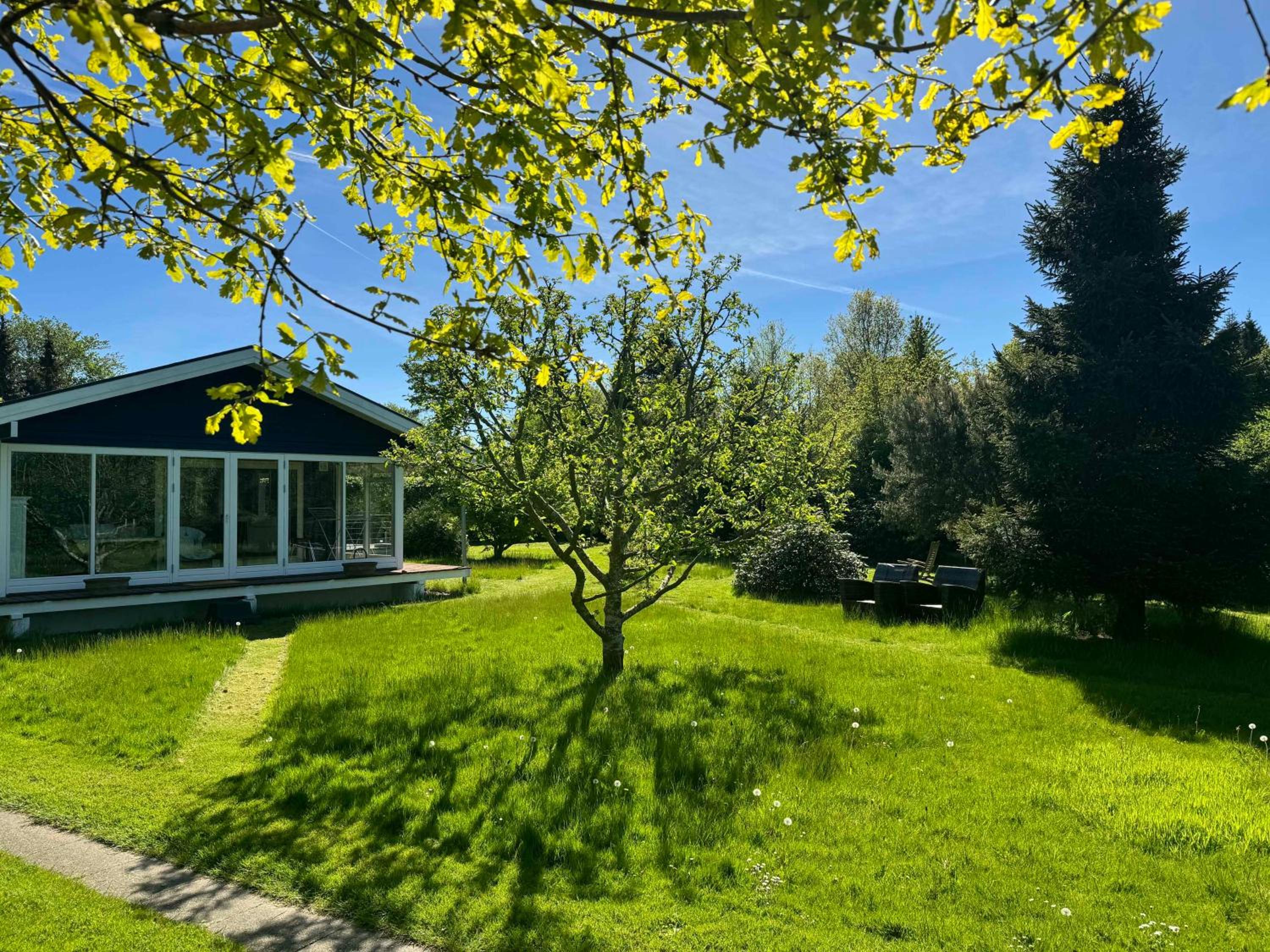Experience Real Summer Idyll At Drageholmen 3
