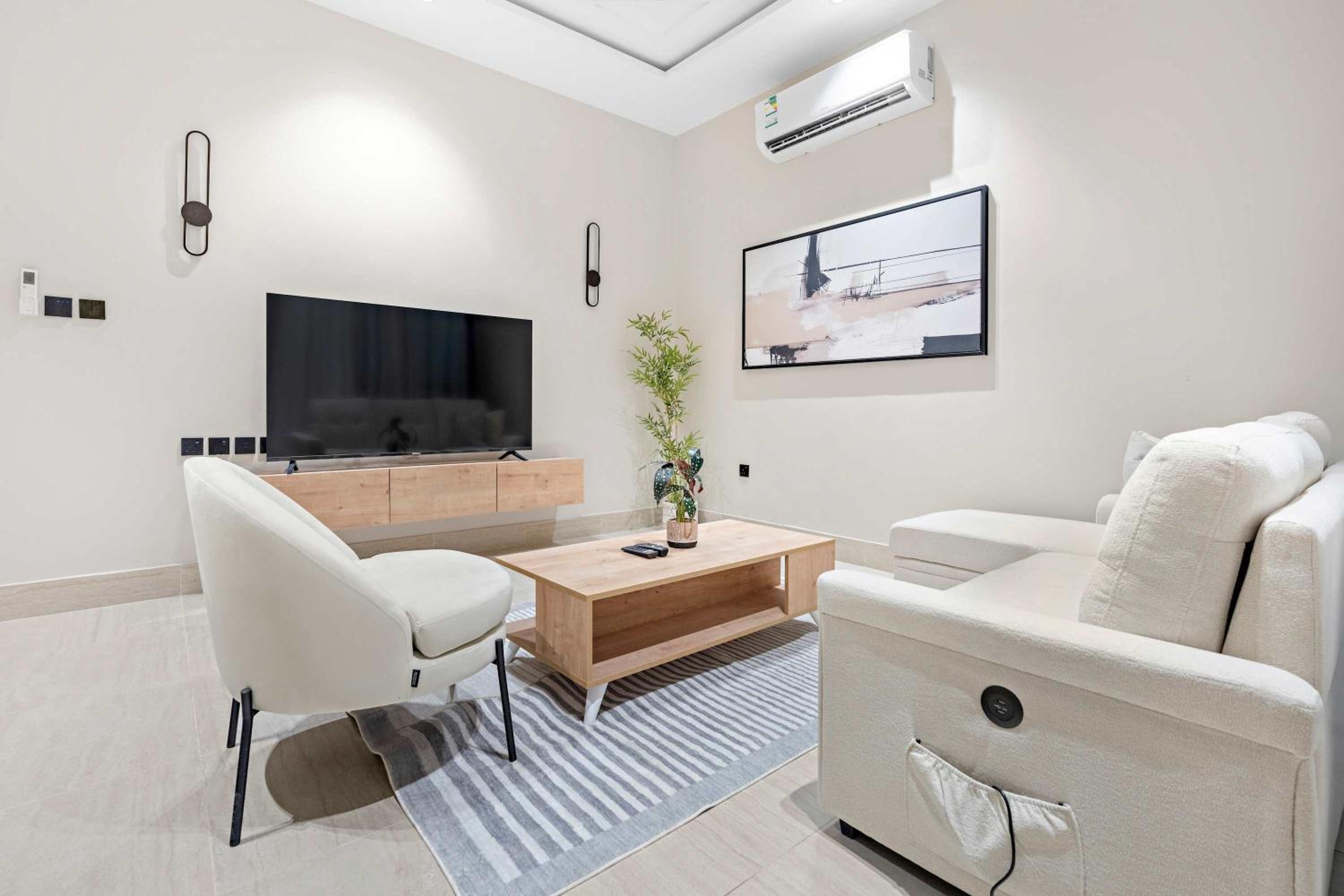 Silkhaus New & Luxury 3BDR at Al Mahmal in Quturbah
