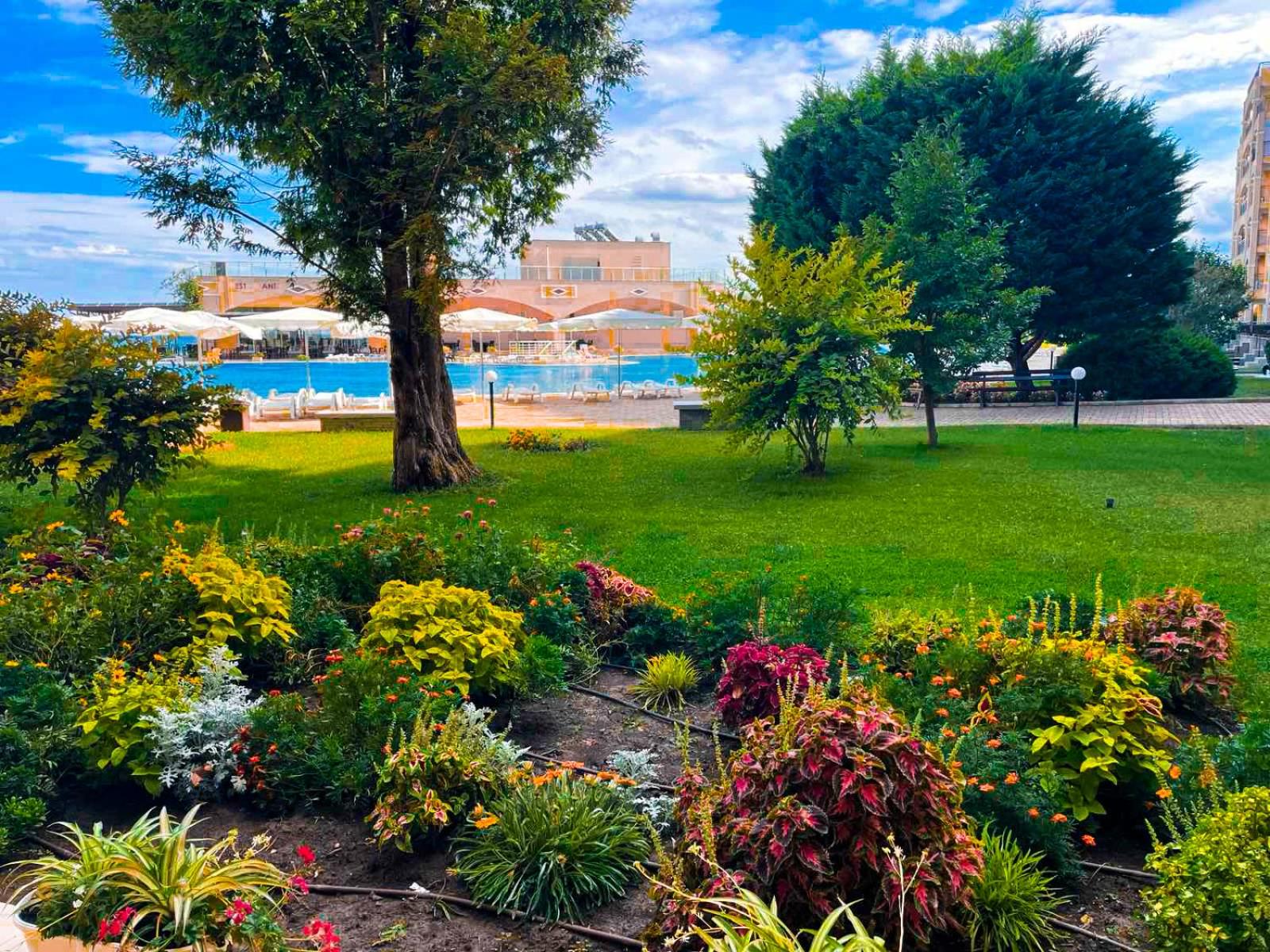 All-Year-Round Beach Haven Rooms & Apartments