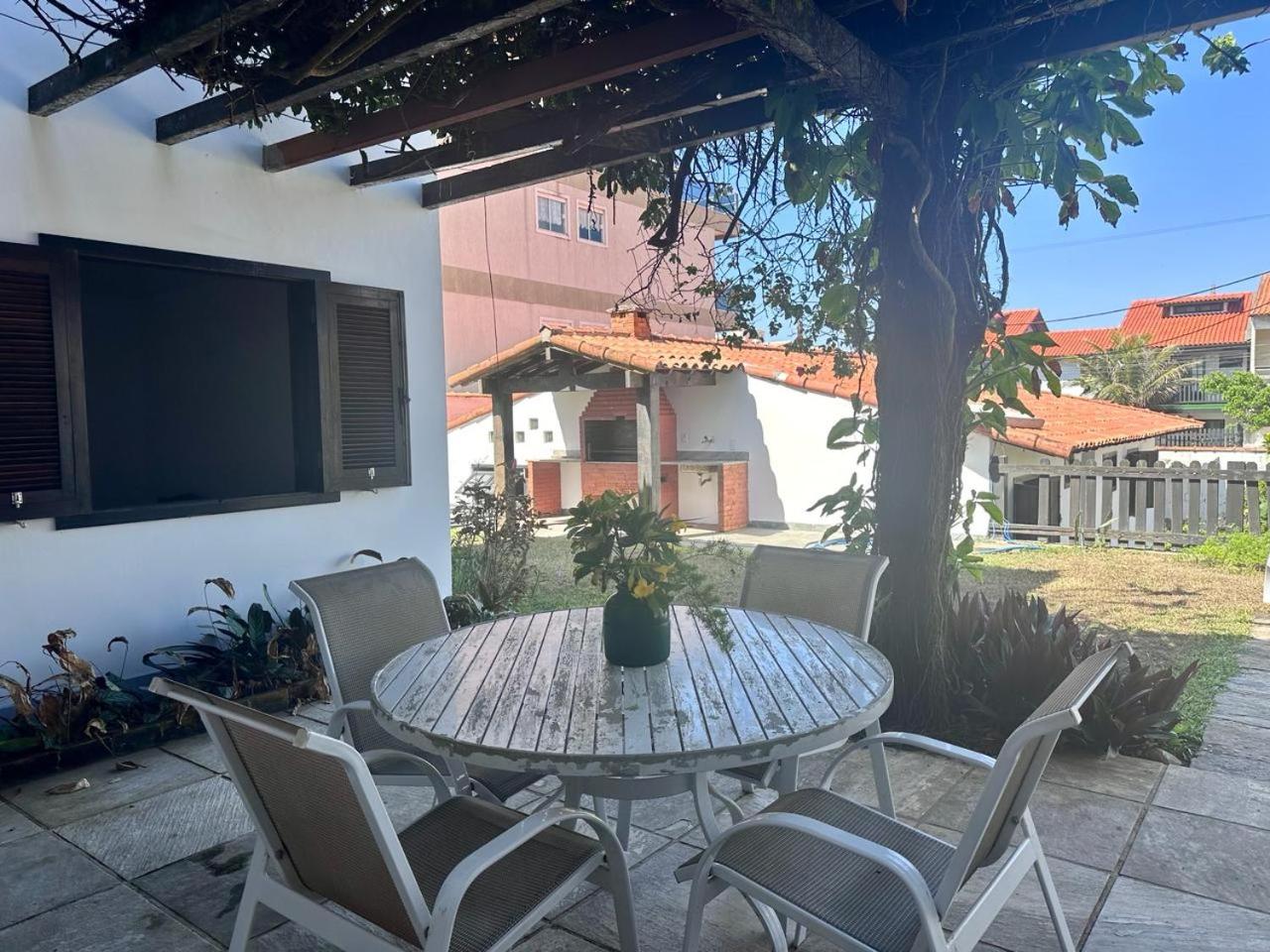 Casarão Pé na Areia Peró
