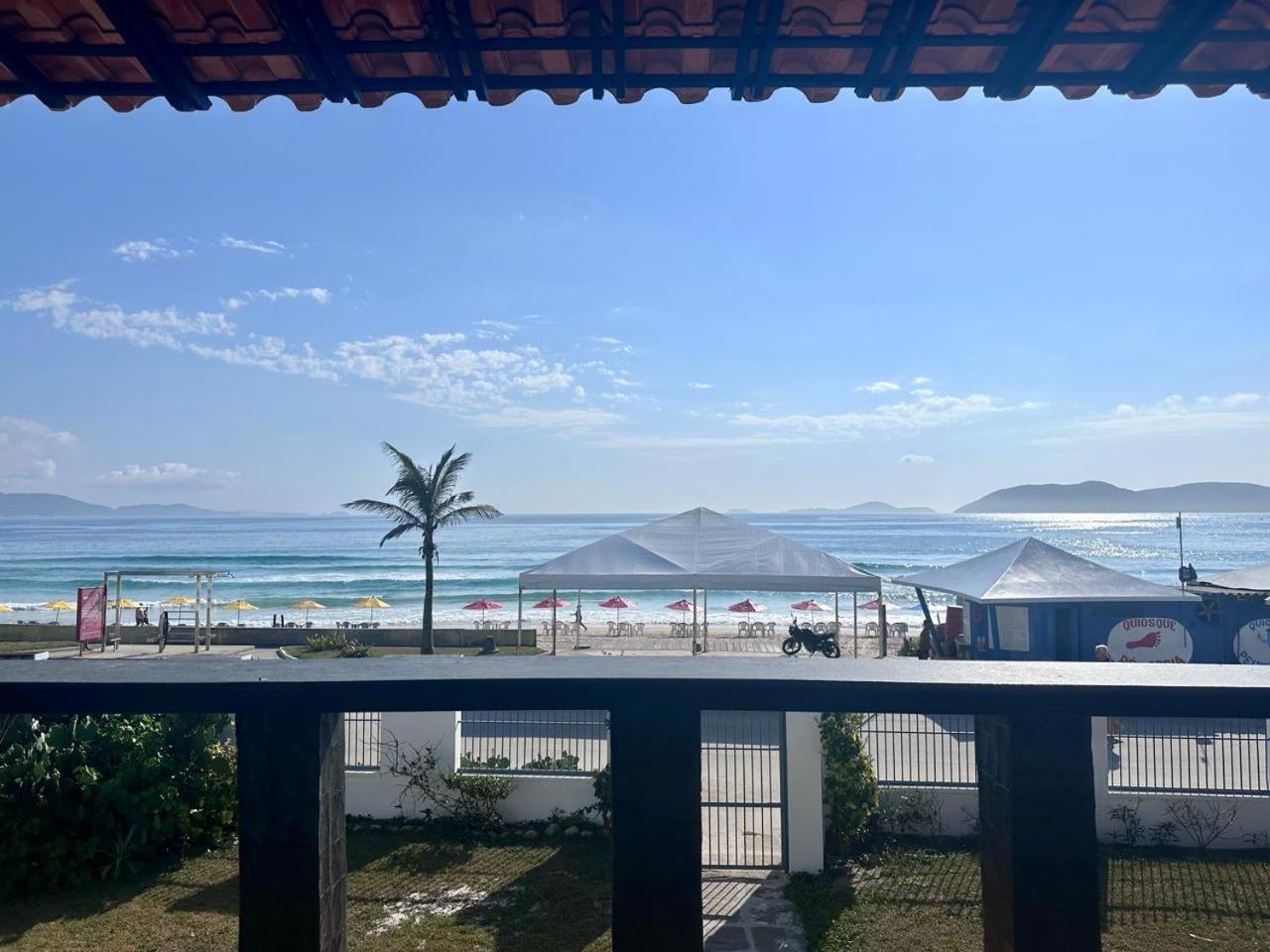 Casarão Pé na Areia Peró