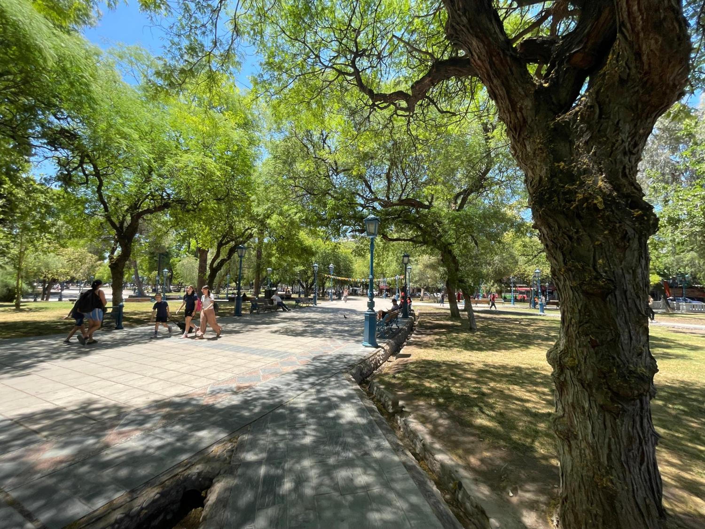 Depto con Terraza en el Centro de Mendoza, cerca del Parque San Martín y Av Arístides