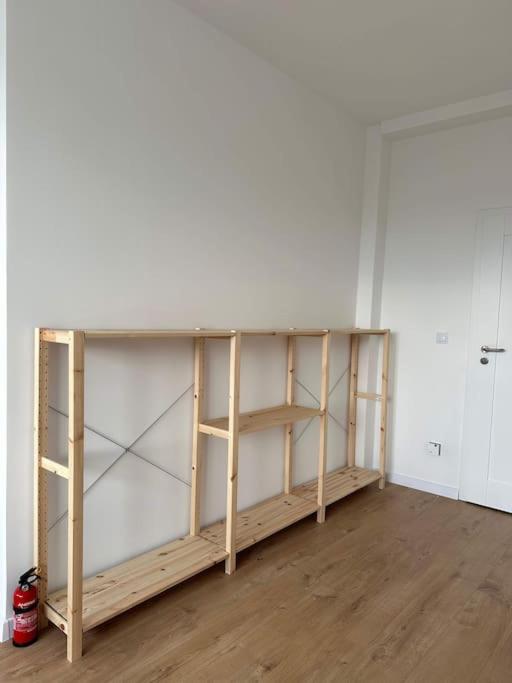 Helles Elegantes Zimmer in Berlin-Schoeneberg