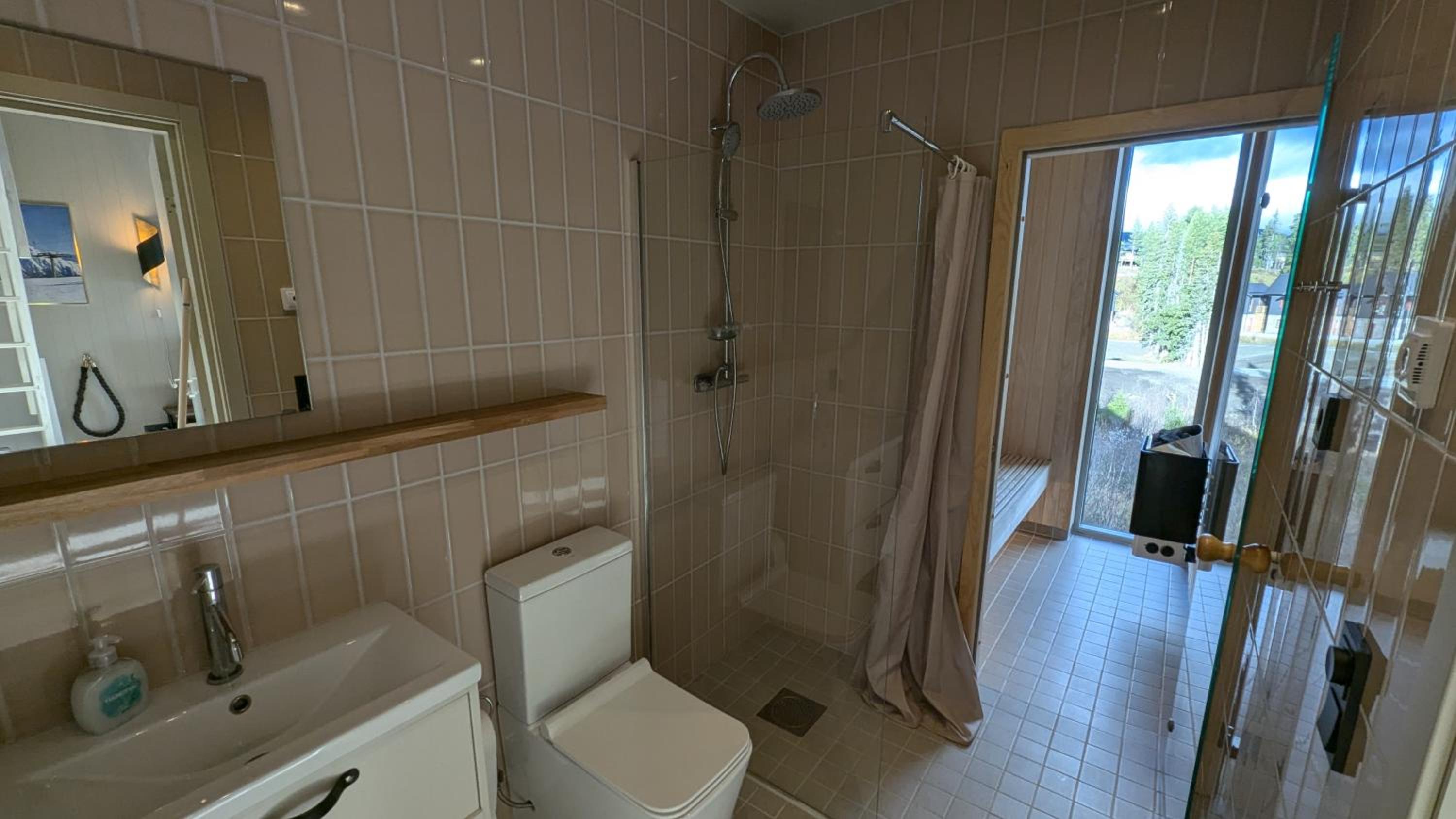 Photo 26