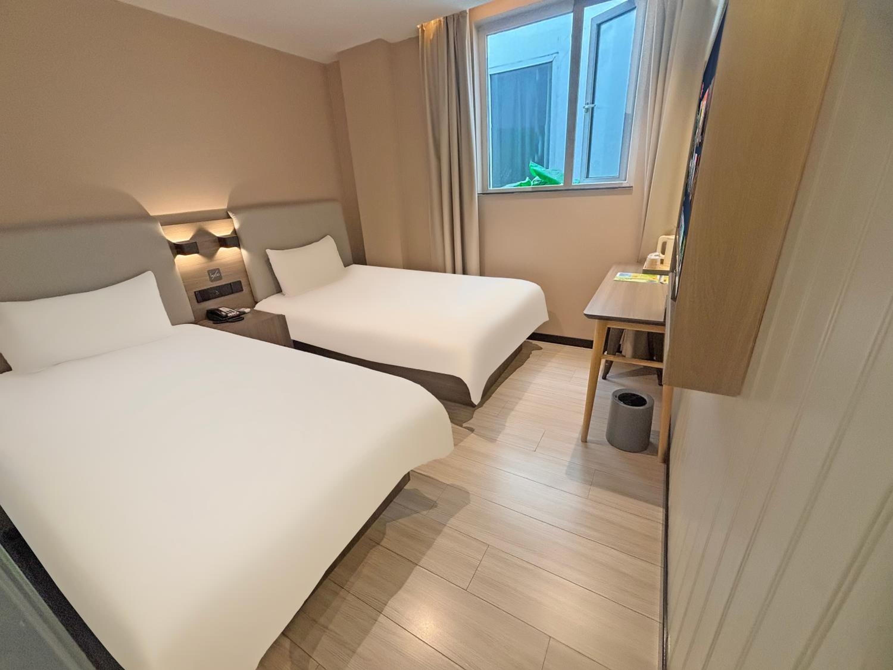 Jiading Vacations - Lai Yi Hotel Changji Road Anting Subway Station Branch - Property Image 10
