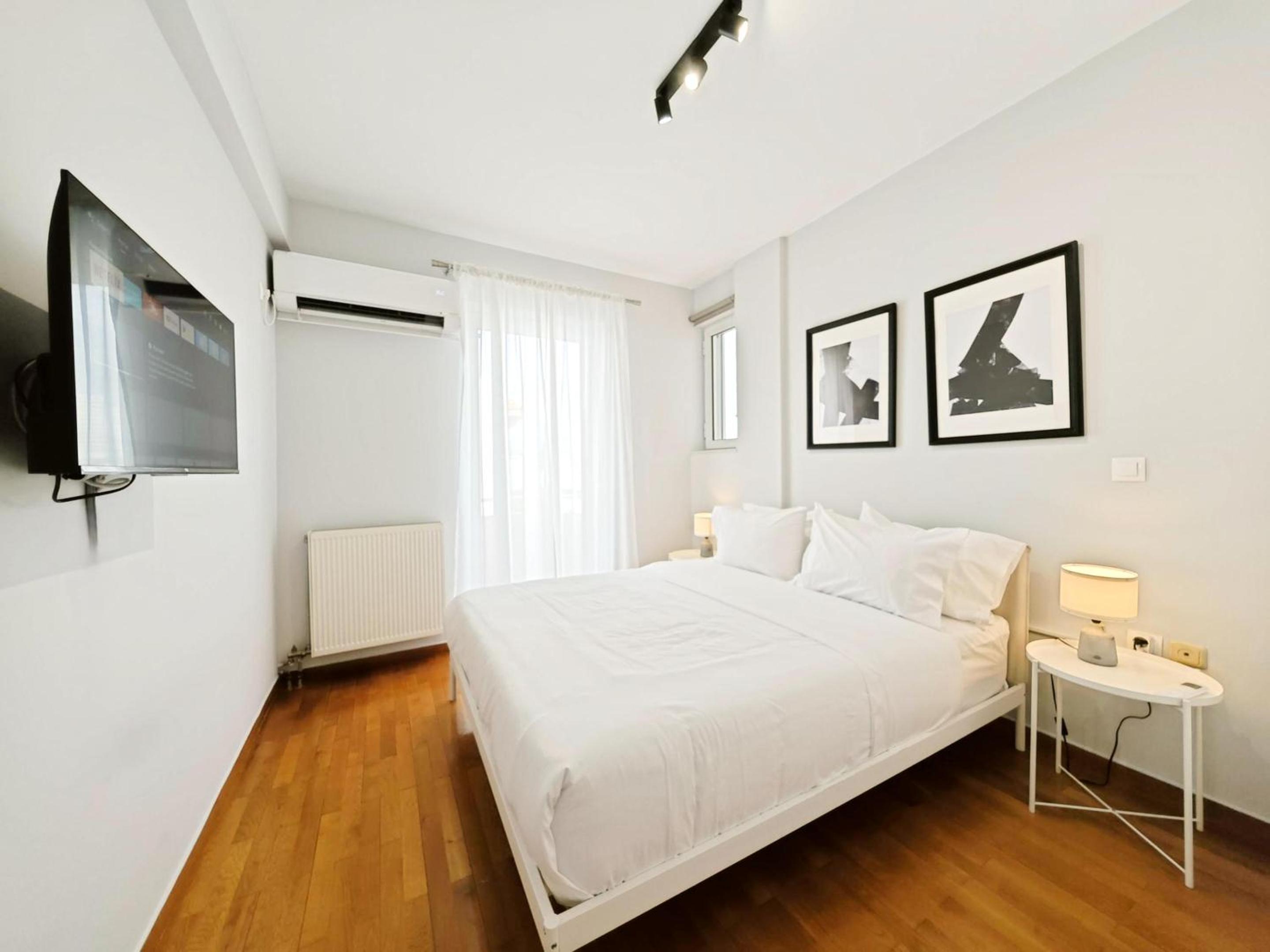 Niovis by Verde Apartments