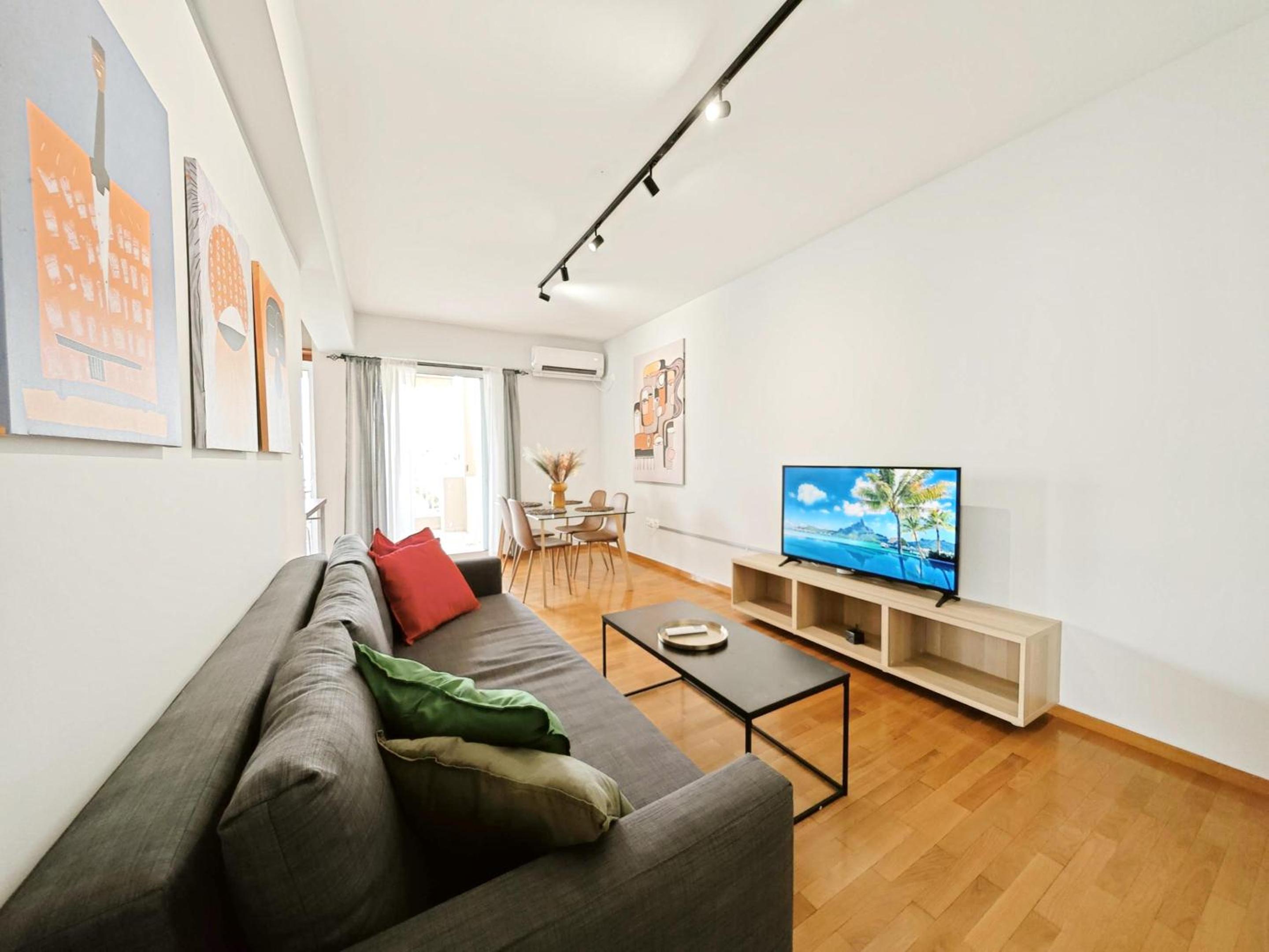 Niovis by Verde Apartments
