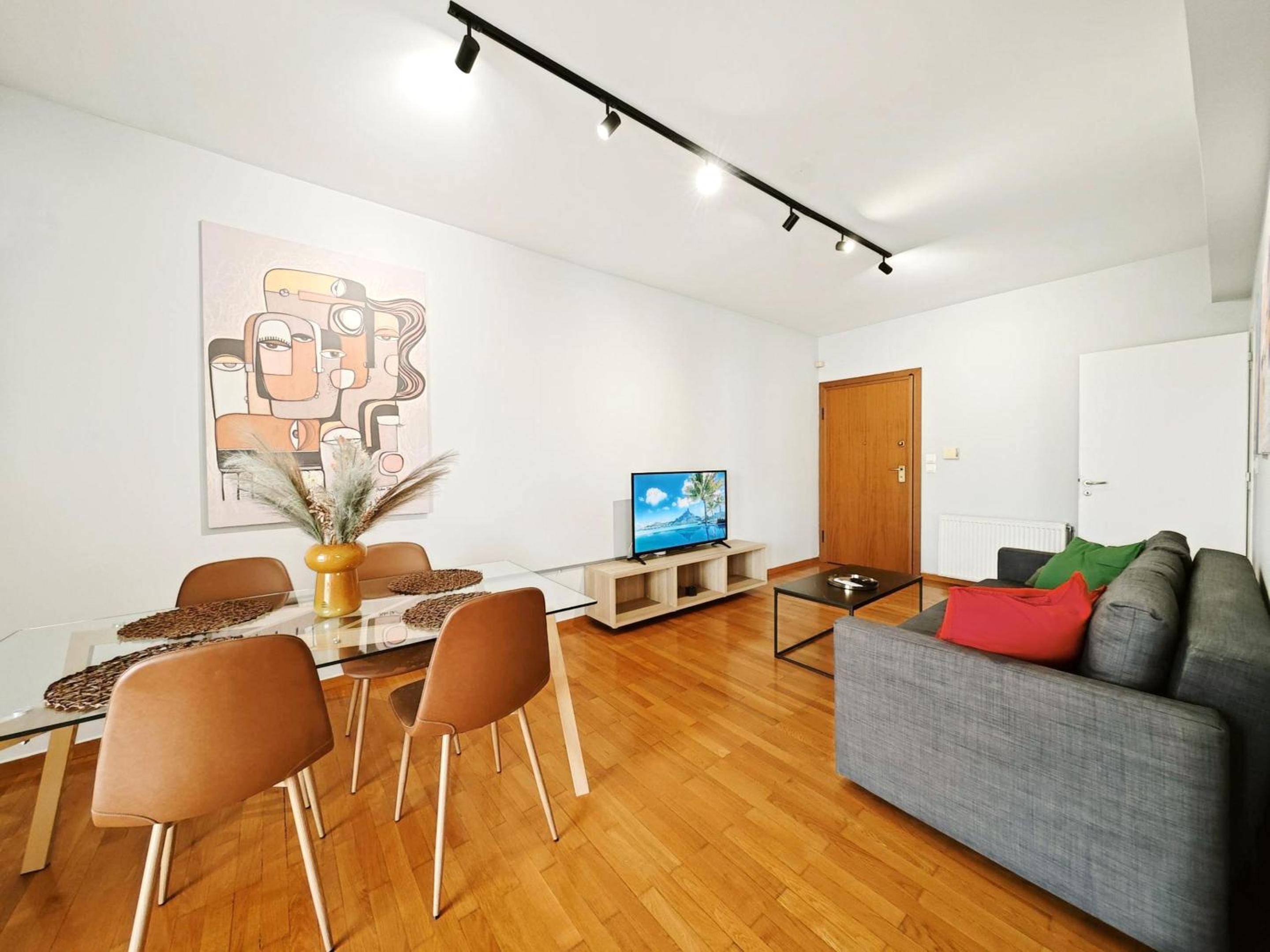 Niovis by Verde Apartments