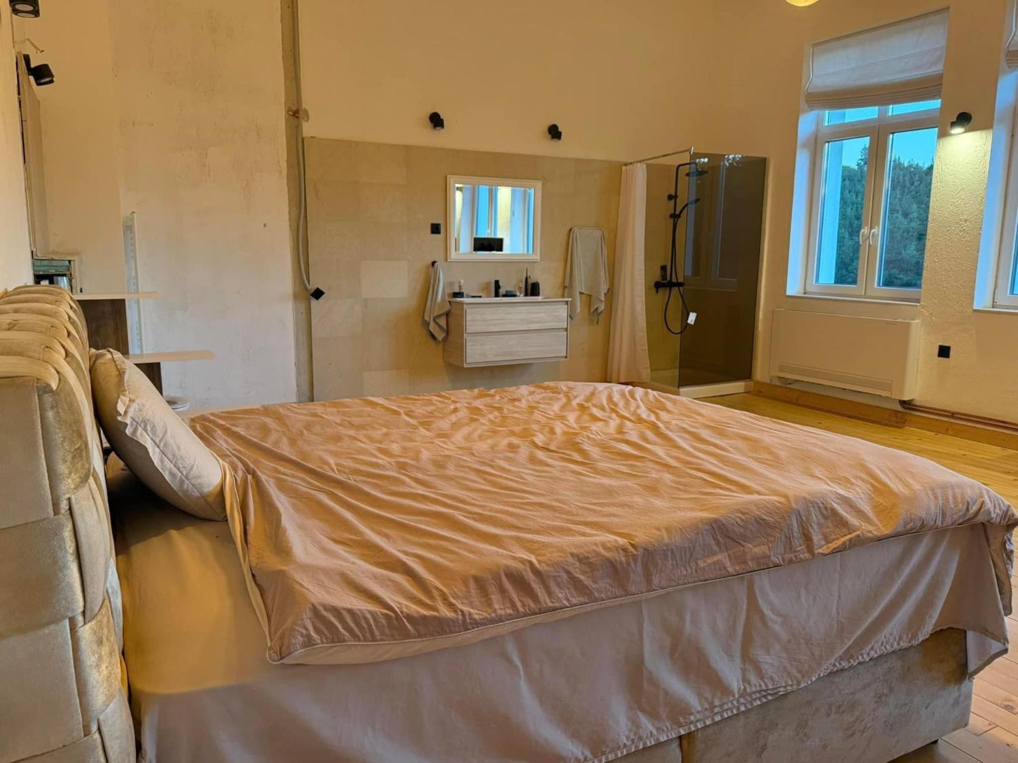 Villa The Old School Plana with Hot Pool & SPA by BookVillaBG