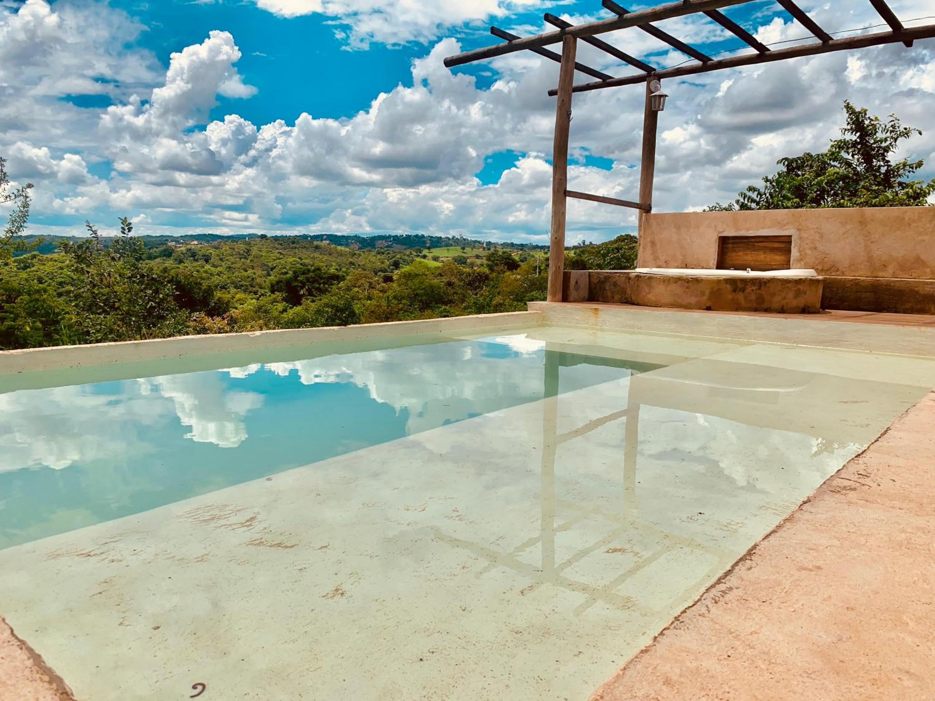 RANCHO NATURE piscina e hidromassagem no LAGO CORUMBÁ 4 ALEXANIA